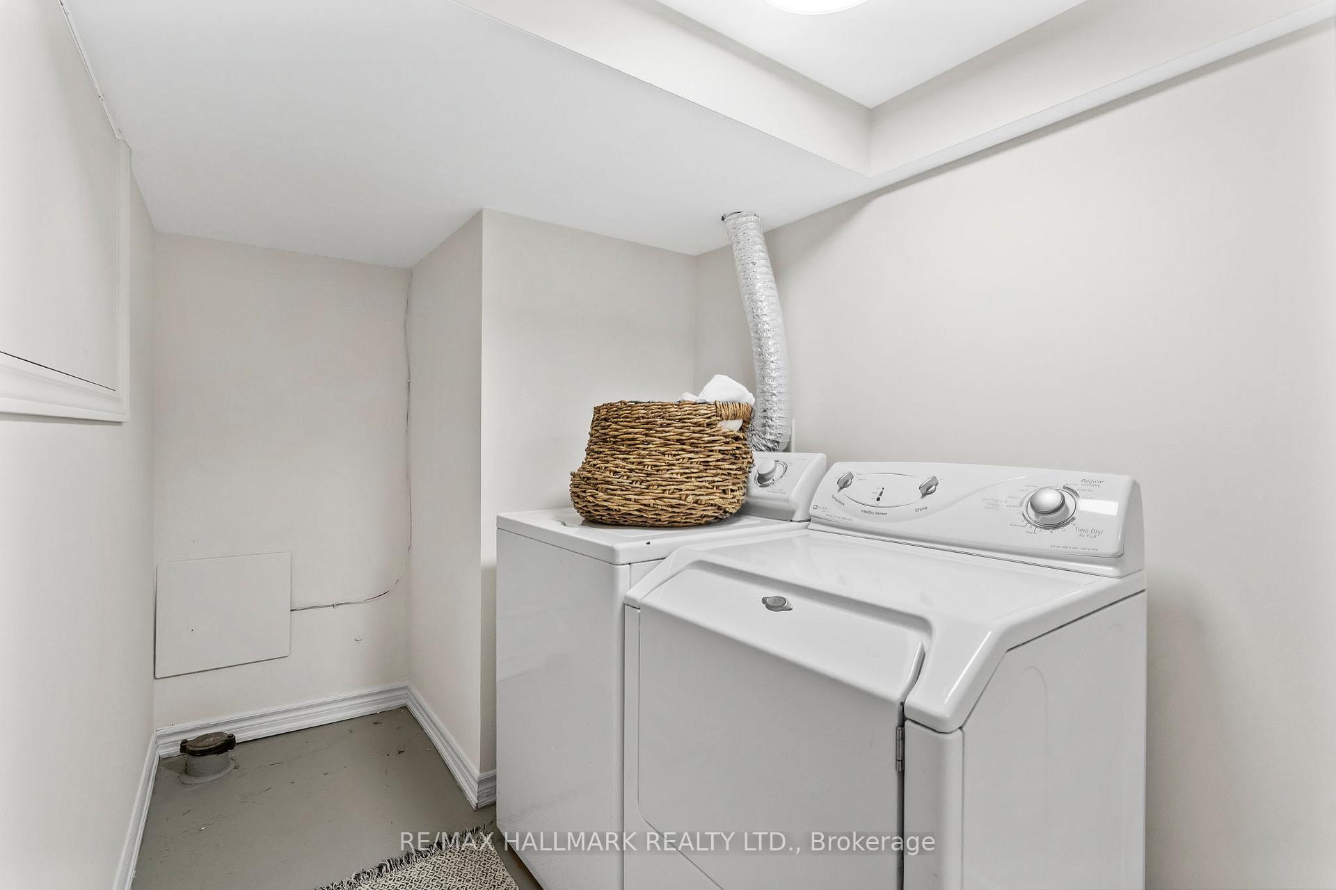 Photo 29 of 153 Bellefair Avenue, Toronto, The Beaches — HOMEH
