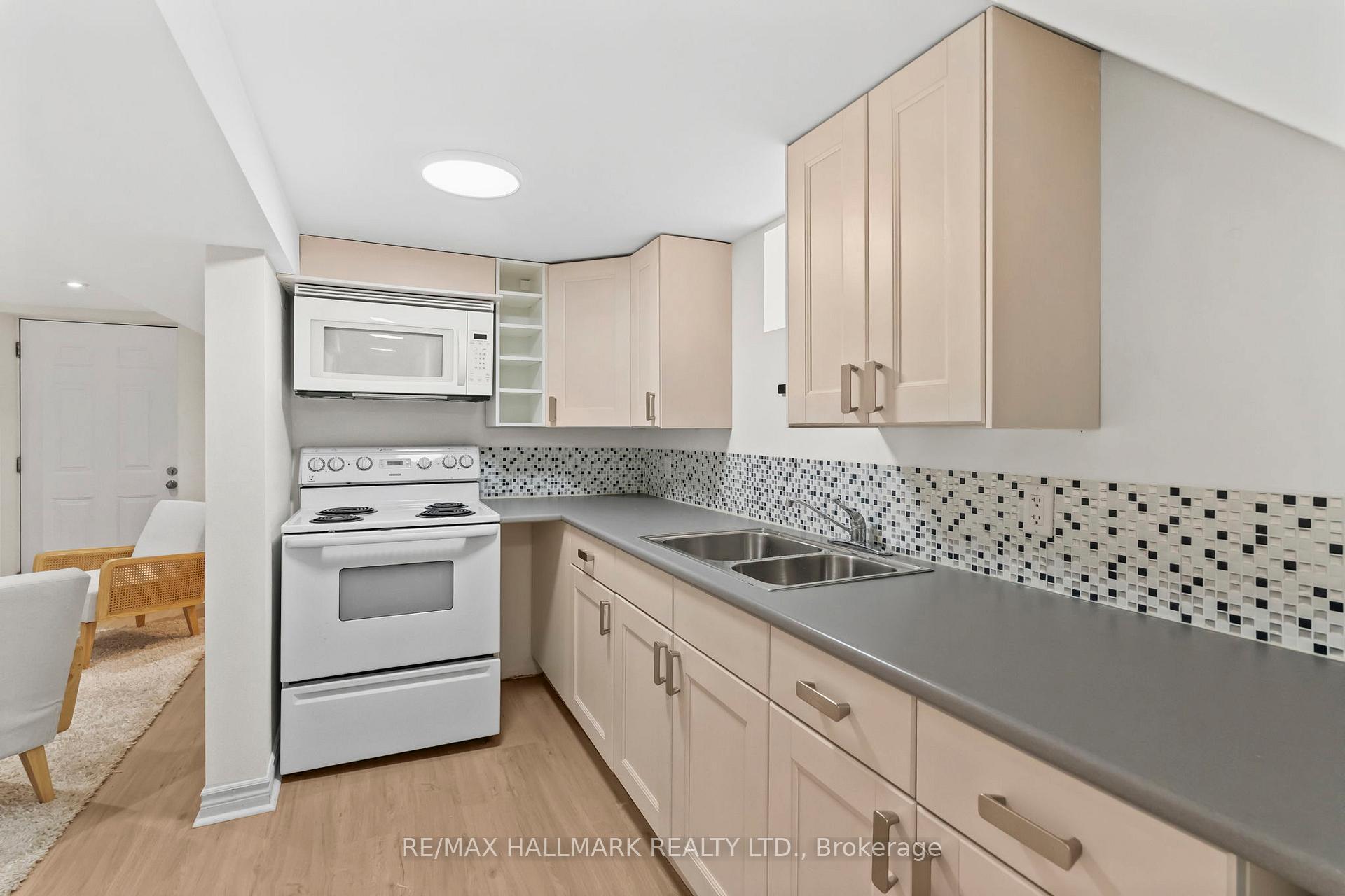 Photo 31 of 153 Bellefair Avenue, Toronto, The Beaches — HOMEH