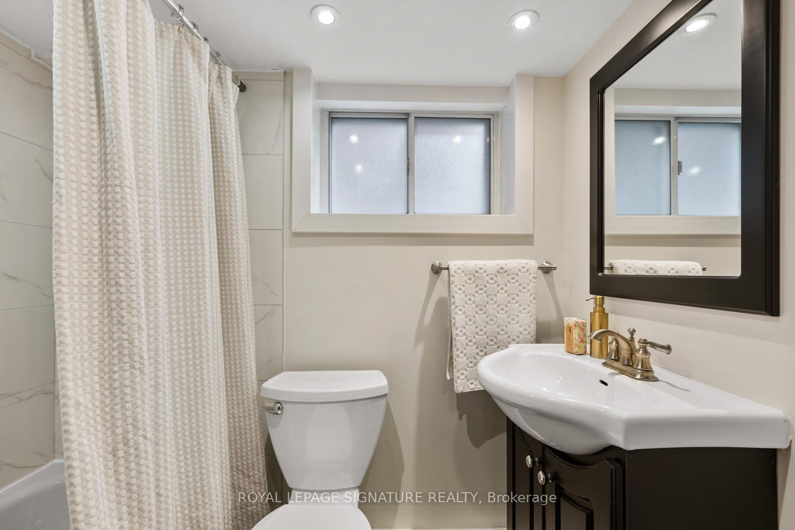 Photo 34 of 54 Pepler Avenue, Toronto, East York — HOMEH
