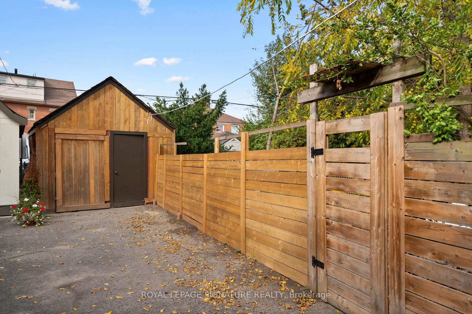 Photo 41 of 54 Pepler Avenue, Toronto, East York — HOMEH