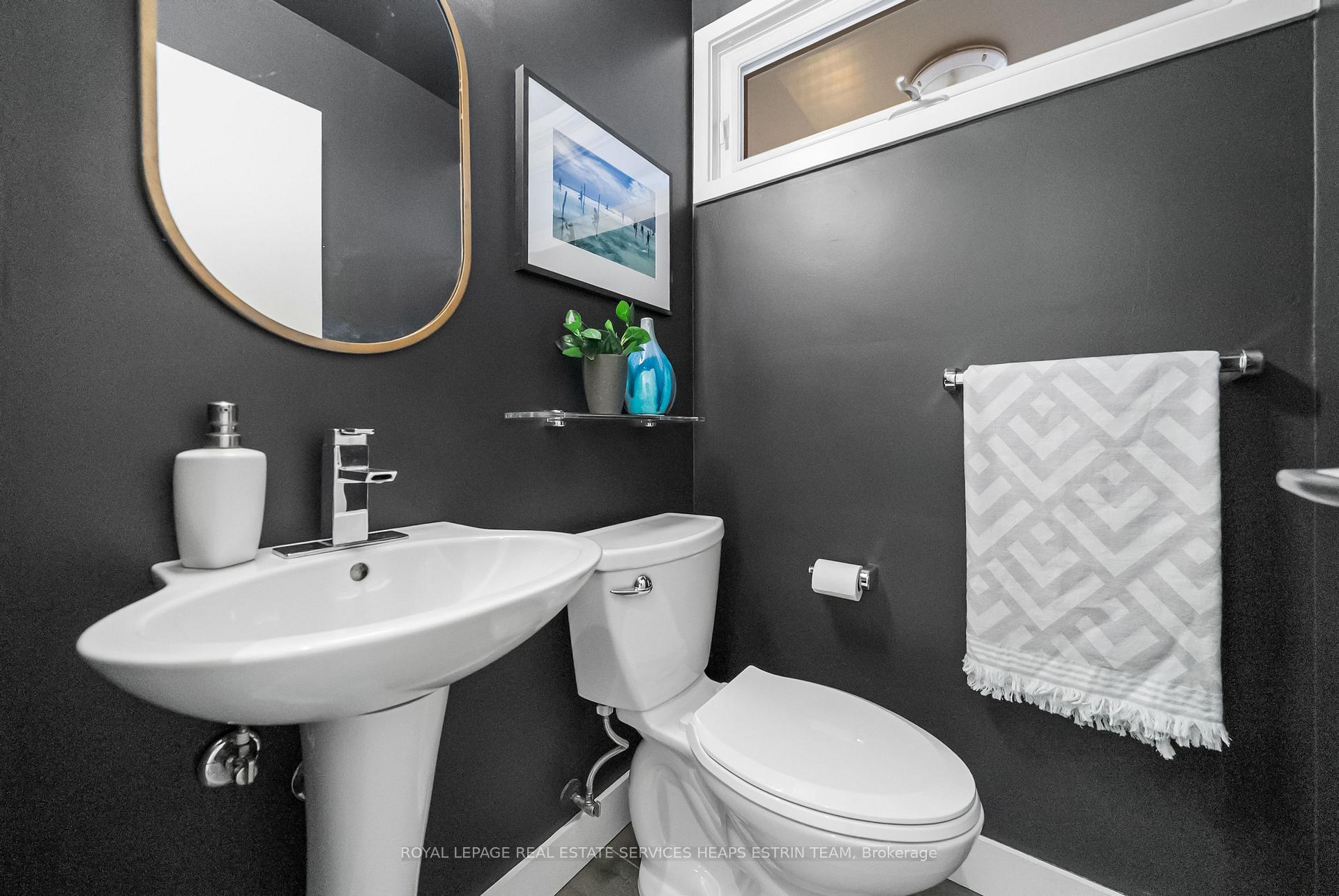 Photo 13 of 418 St Clair Avenue E, Toronto, Rosedale-Moore Park — HOMEH