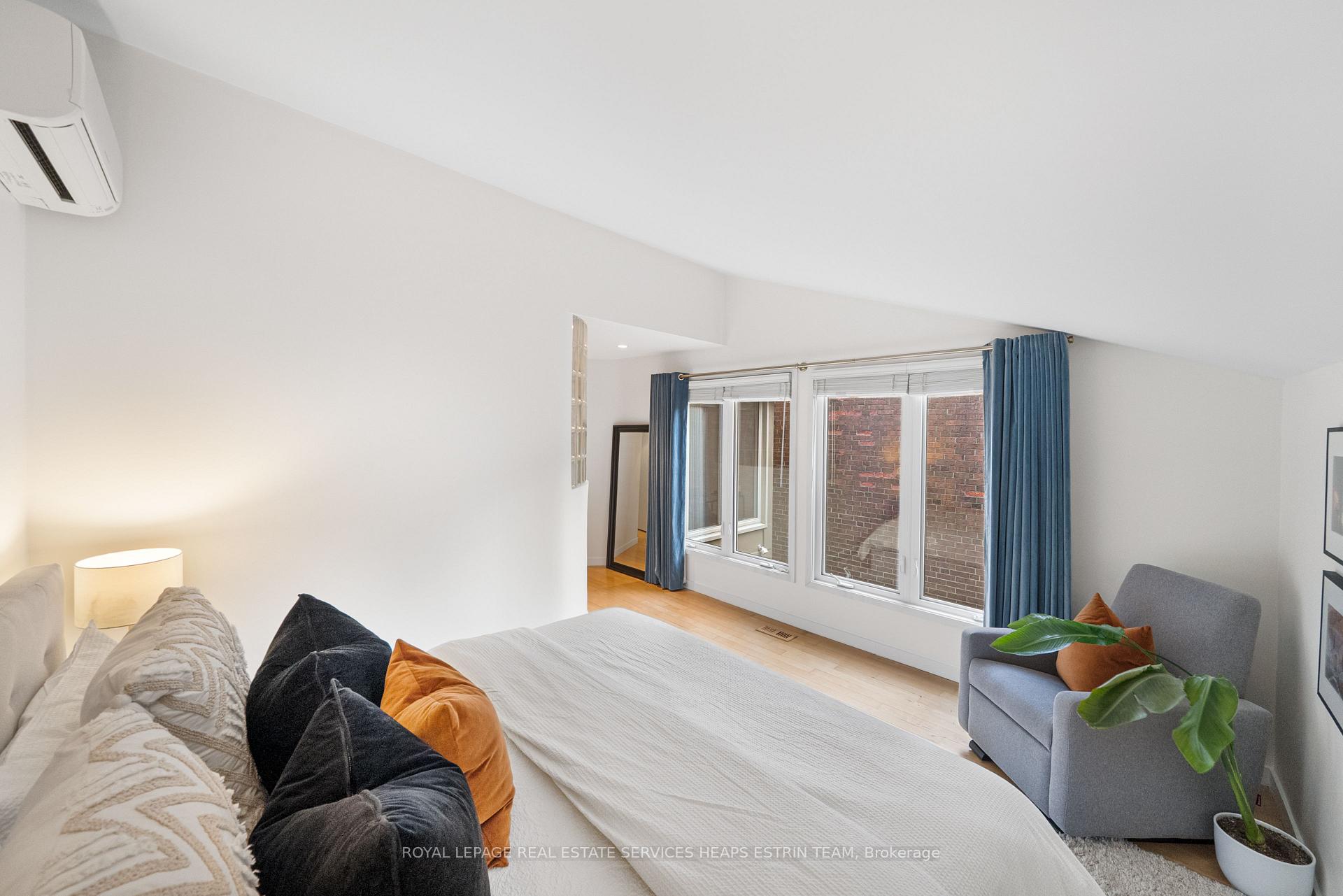 Photo 16 of 418 St Clair Avenue E, Toronto, Rosedale-Moore Park — HOMEH