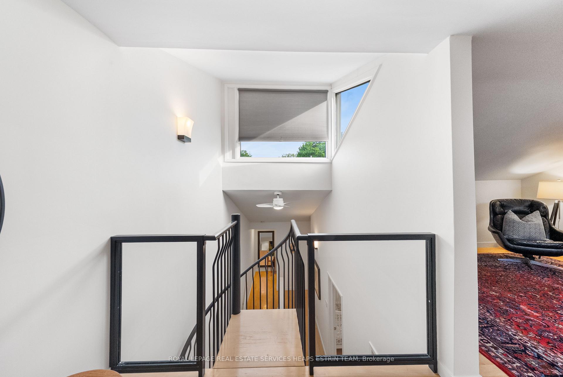 Photo 23 of 418 St Clair Avenue E, Toronto, Rosedale-Moore Park — HOMEH