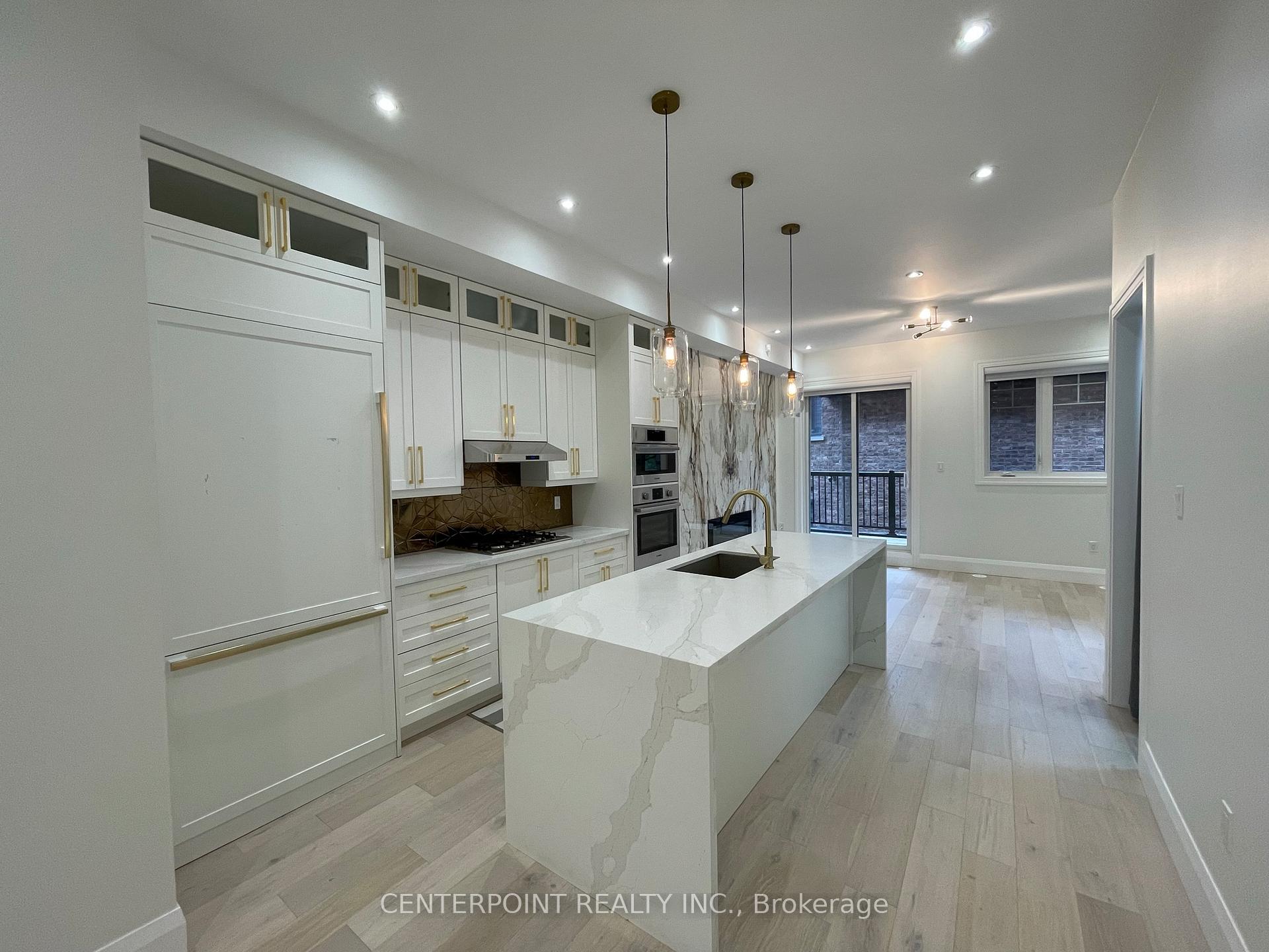 Photo 3 of 226 McRae Drive, Toronto, Leaside — HOMEH