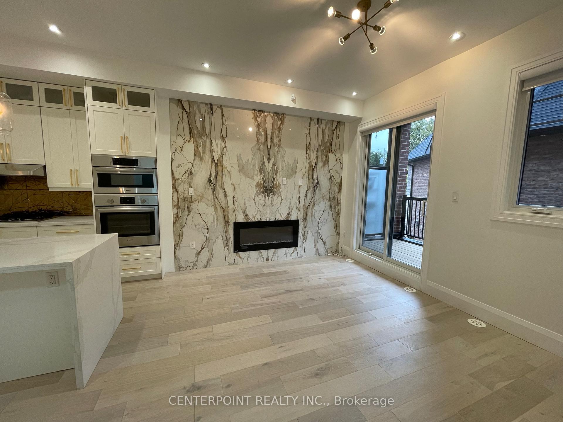 Photo 4 of 226 McRae Drive, Toronto, Leaside — HOMEH