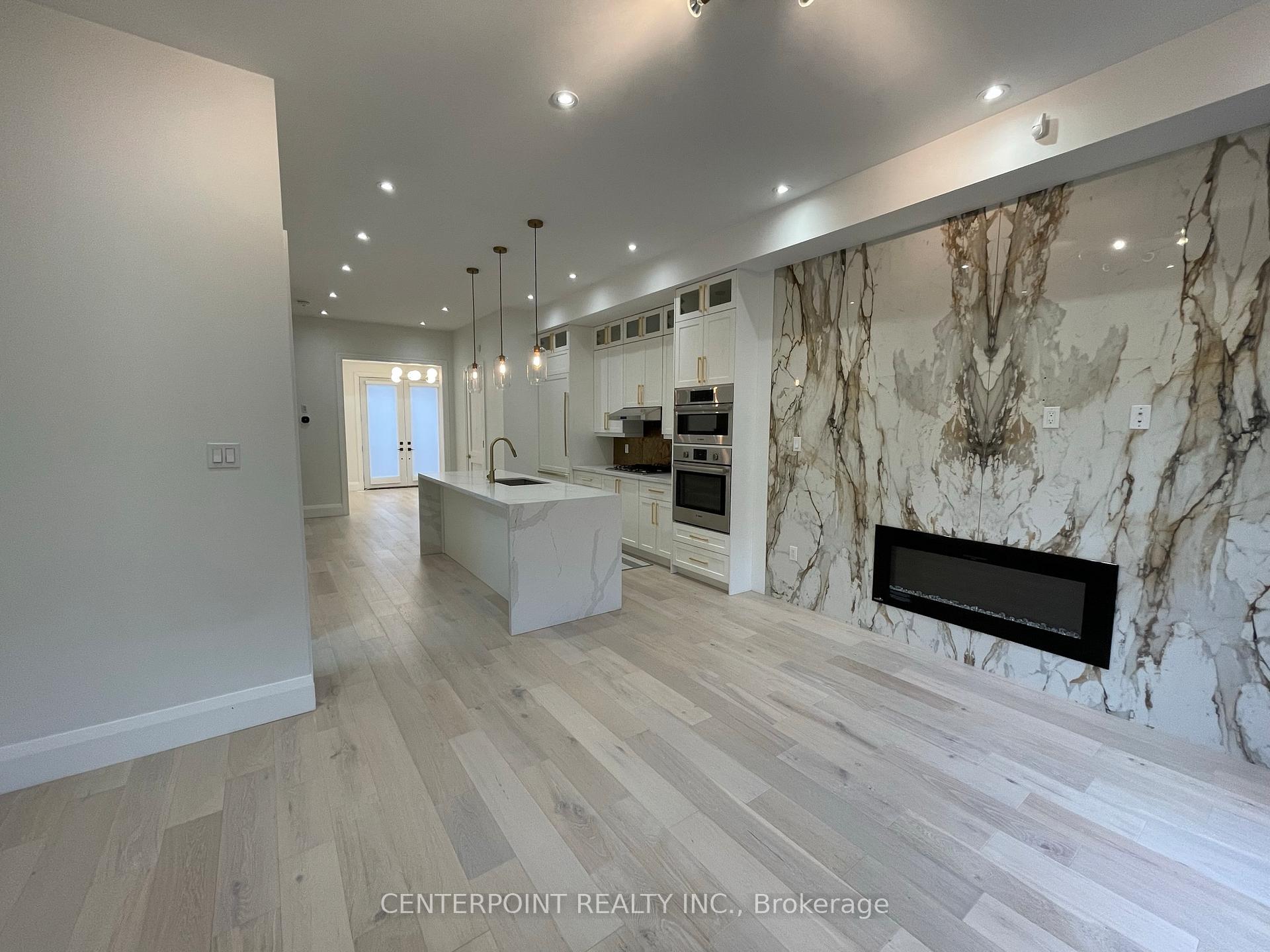 Photo 5 of 226 McRae Drive, Toronto, Leaside — HOMEH