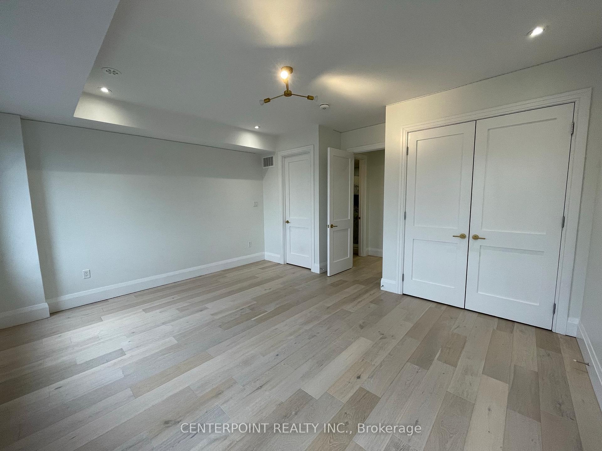 Photo 17 of 226 McRae Drive, Toronto, Leaside — HOMEH