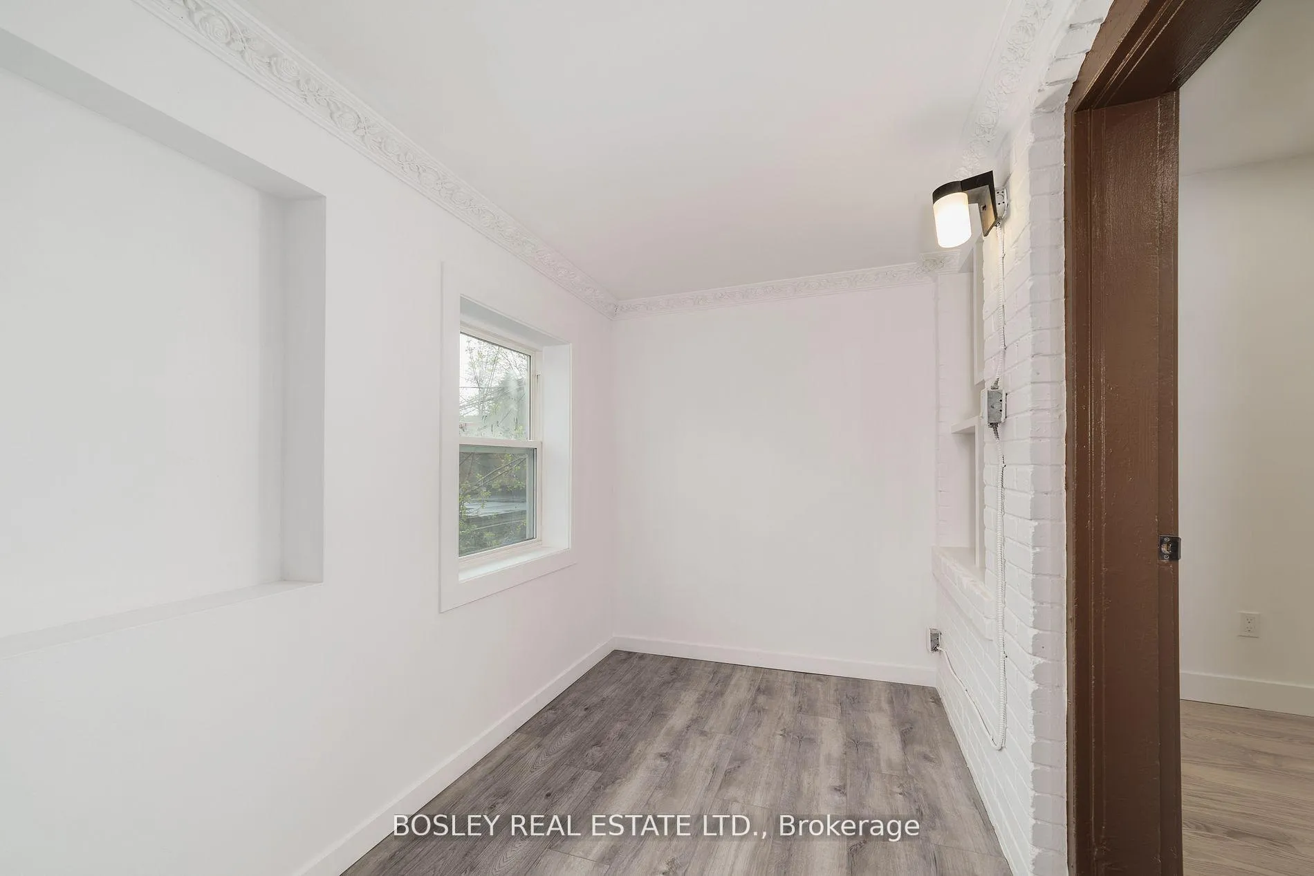 Photo 6 of Unit A, 926 Kingston Road, Toronto, The Beaches — HOMEH
