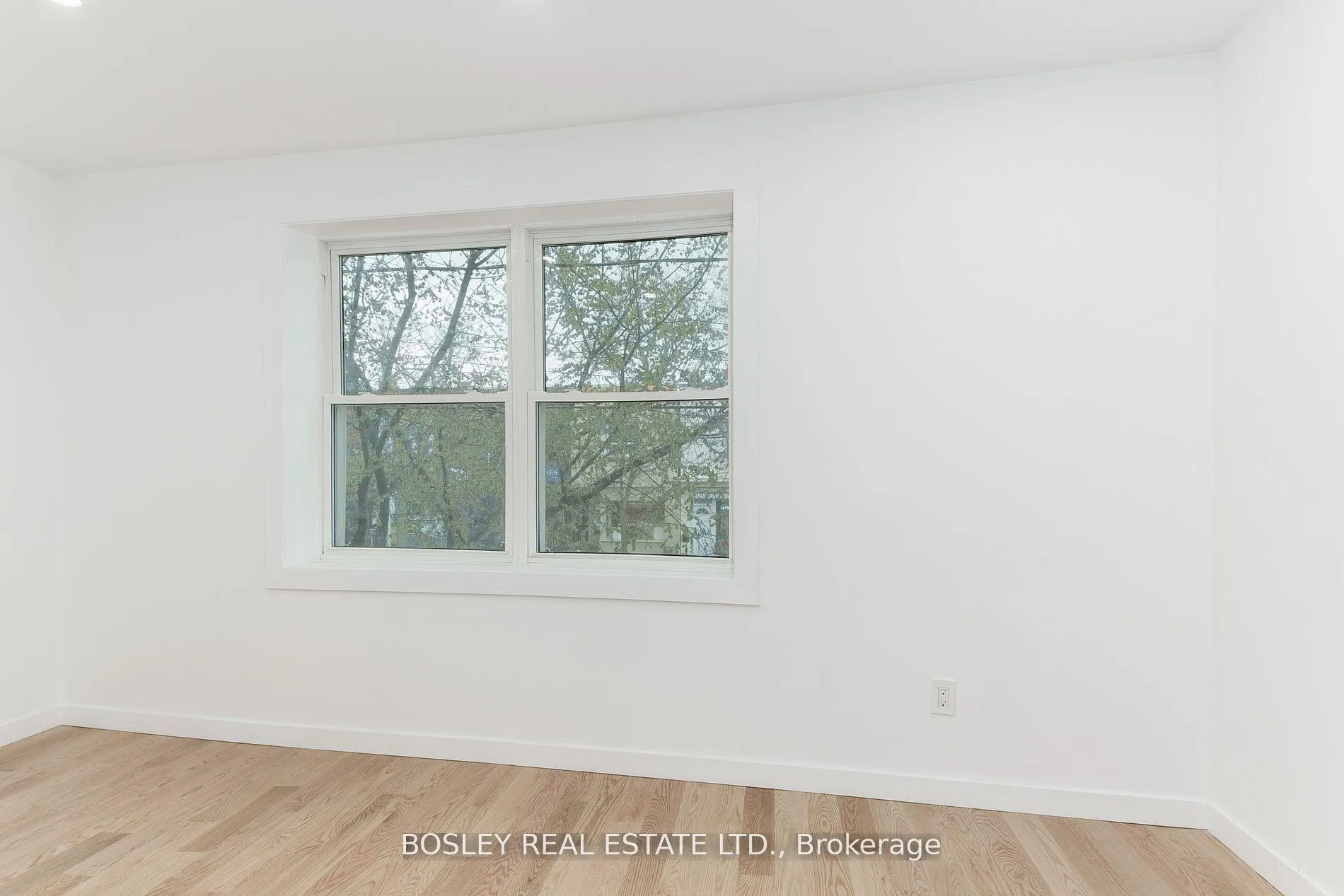 Photo 24 of Unit A, 926 Kingston Road, Toronto, The Beaches — HOMEH