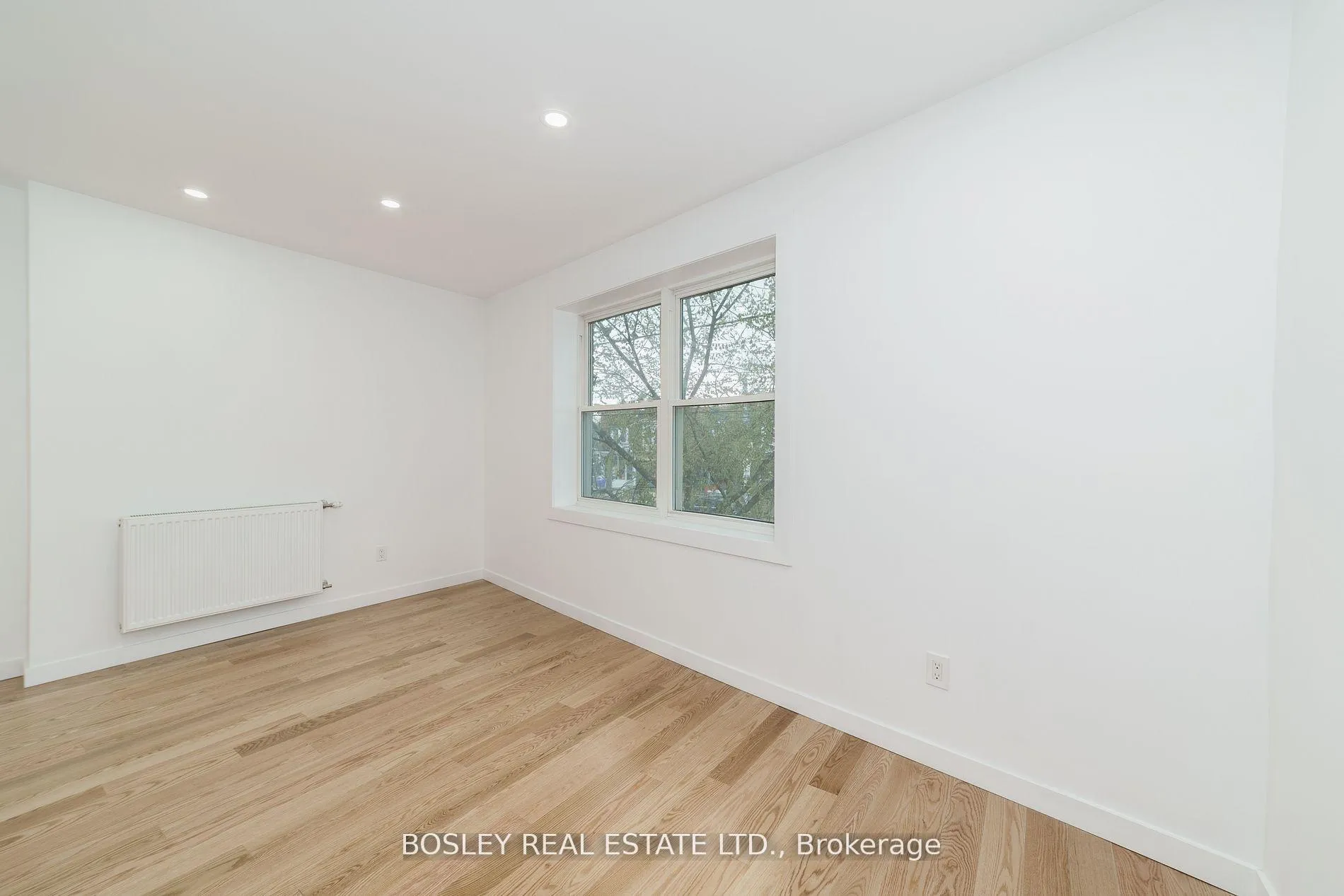 Photo 25 of Unit A, 926 Kingston Road, Toronto, The Beaches — HOMEH