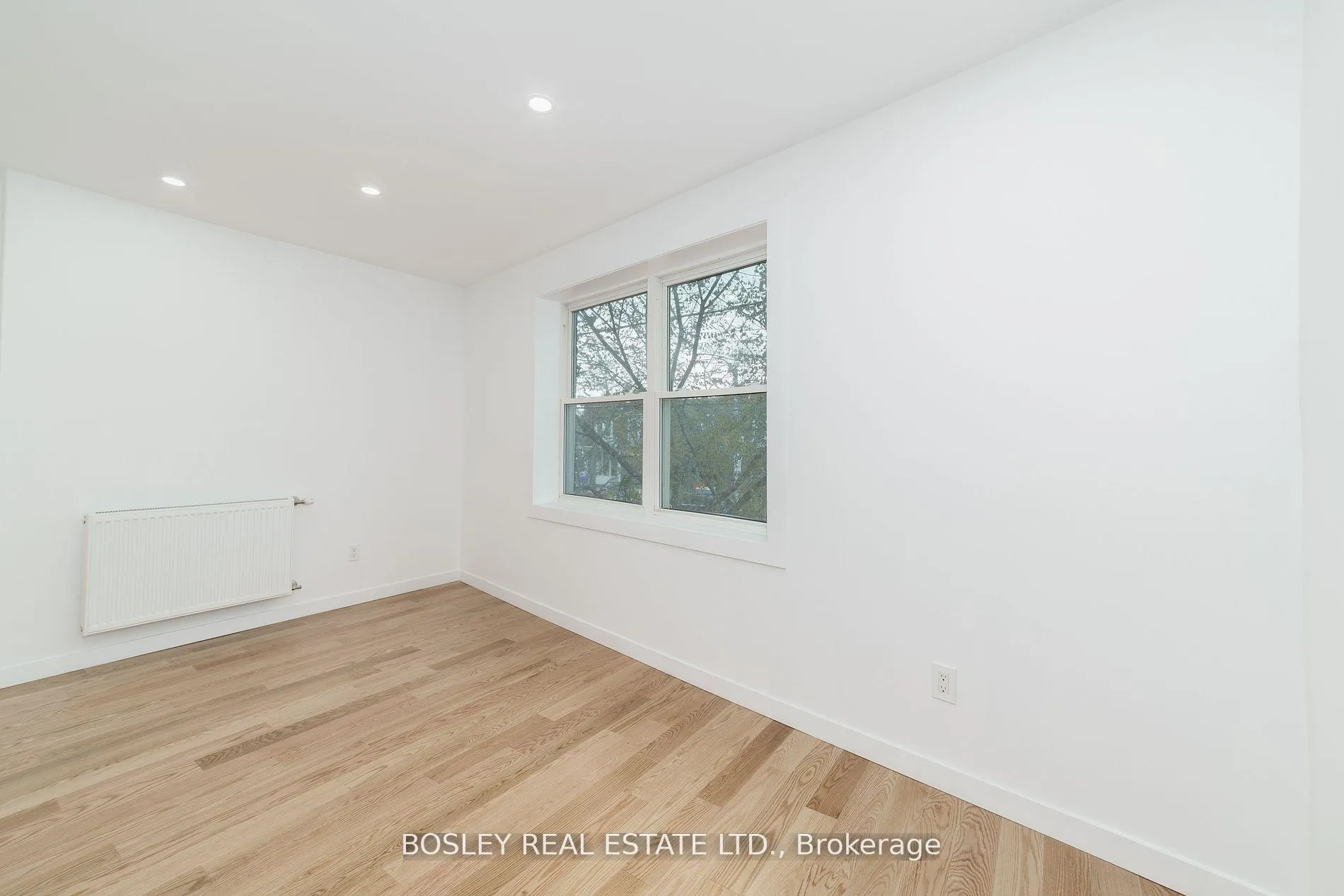 Photo 26 of Unit A, 926 Kingston Road, Toronto, The Beaches — HOMEH