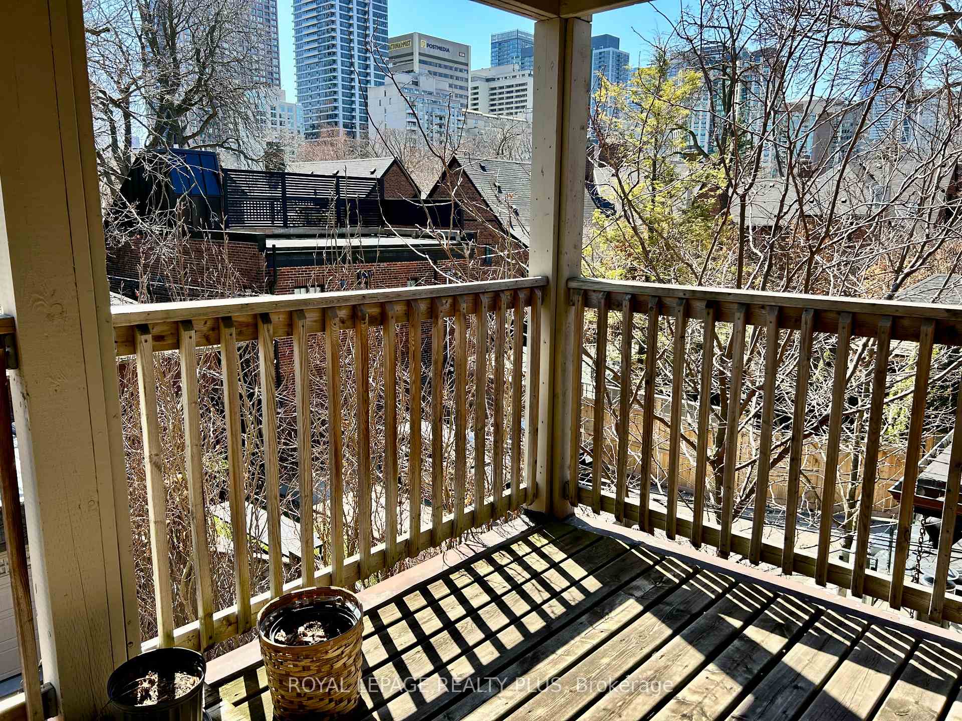 Photo 15 of Unit 2, 17 Maple Avenue, Toronto, Rosedale-Moore Park — HOMEH