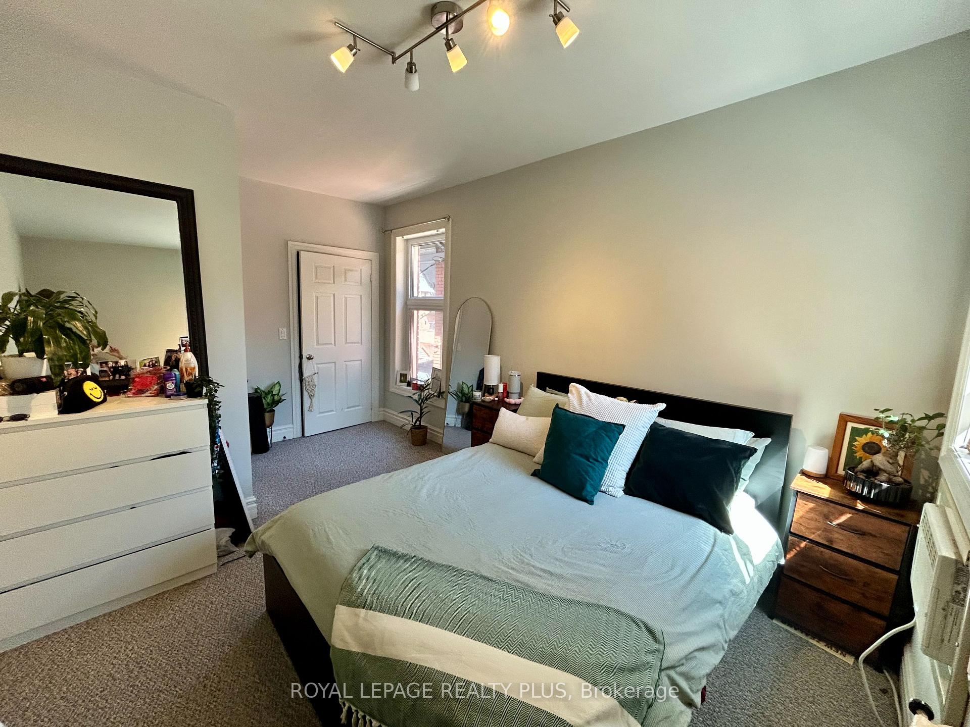 Photo 17 of Unit 2, 17 Maple Avenue, Toronto, Rosedale-Moore Park — HOMEH