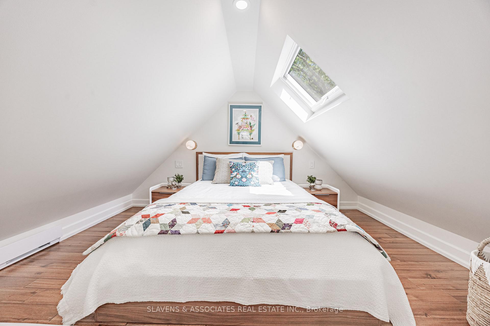 Photo 21 of 104 Silver Birch Avenue, Toronto, The Beaches — HOMEH