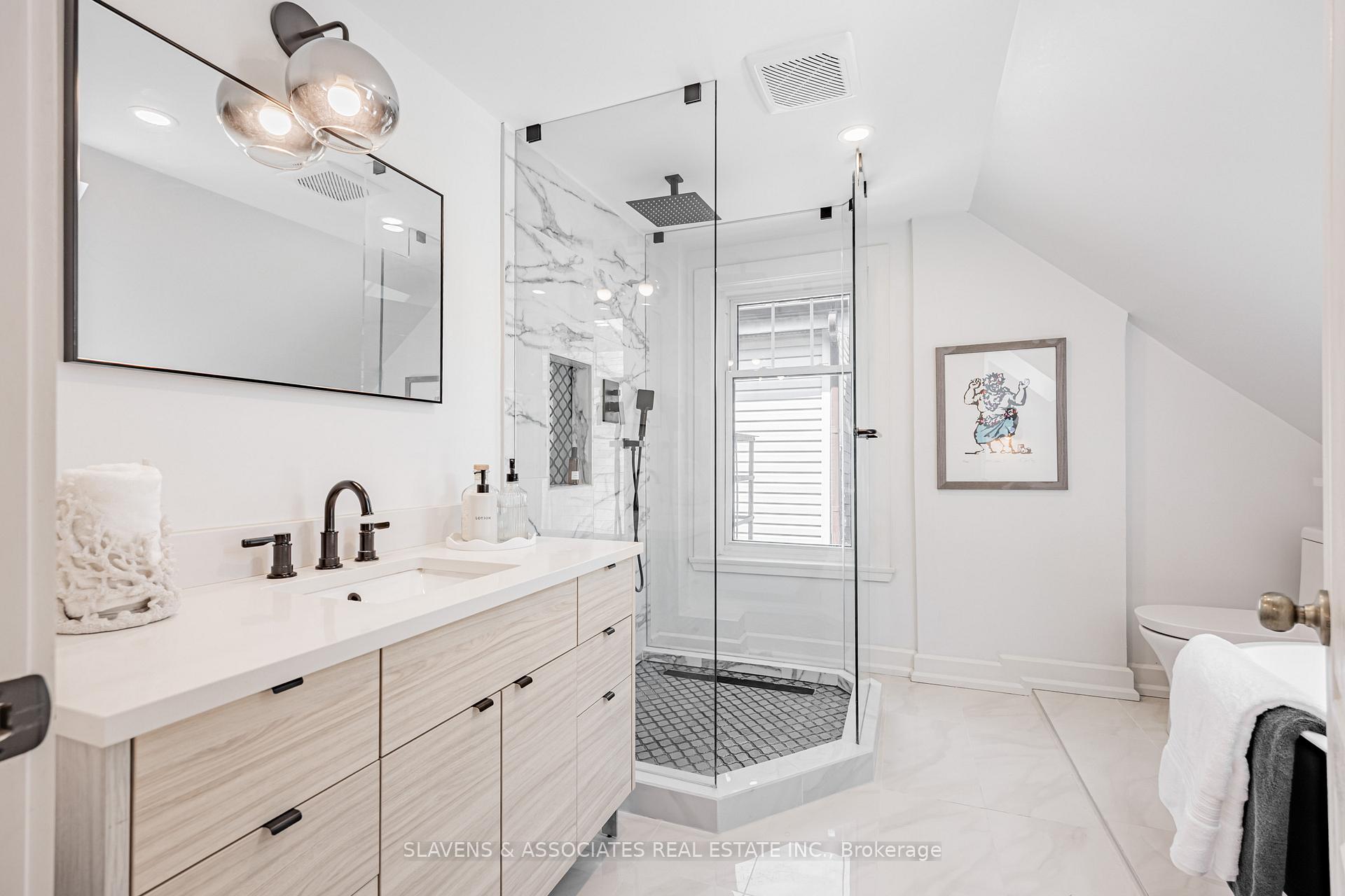 Photo 22 of 104 Silver Birch Avenue, Toronto, The Beaches — HOMEH