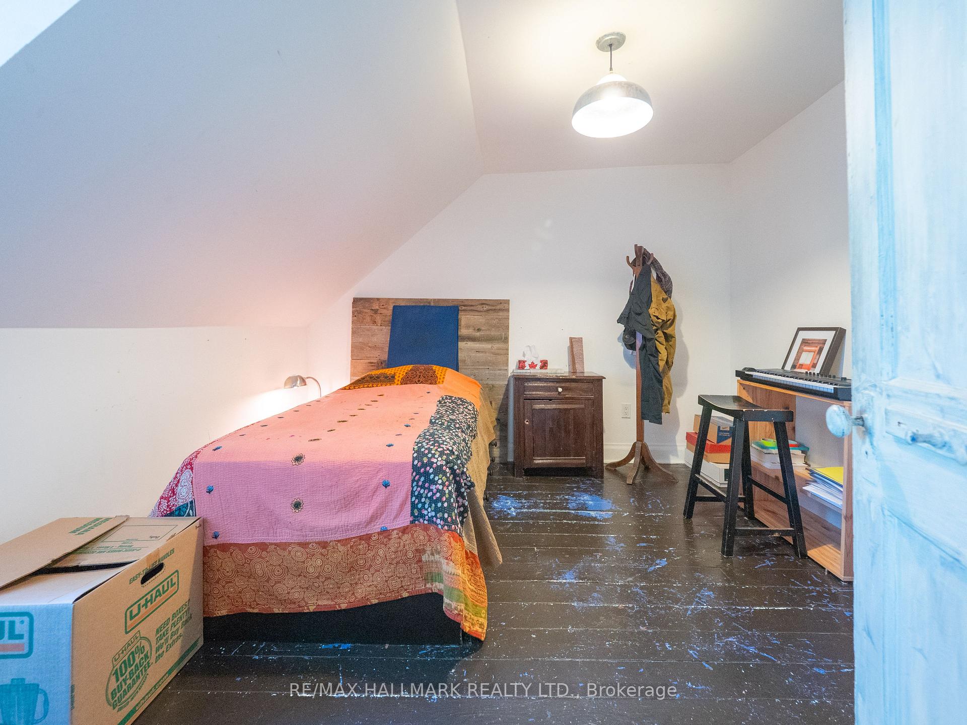 Photo 32 of 116 Victor Avenue, Toronto, North Riverdale — HOMEH