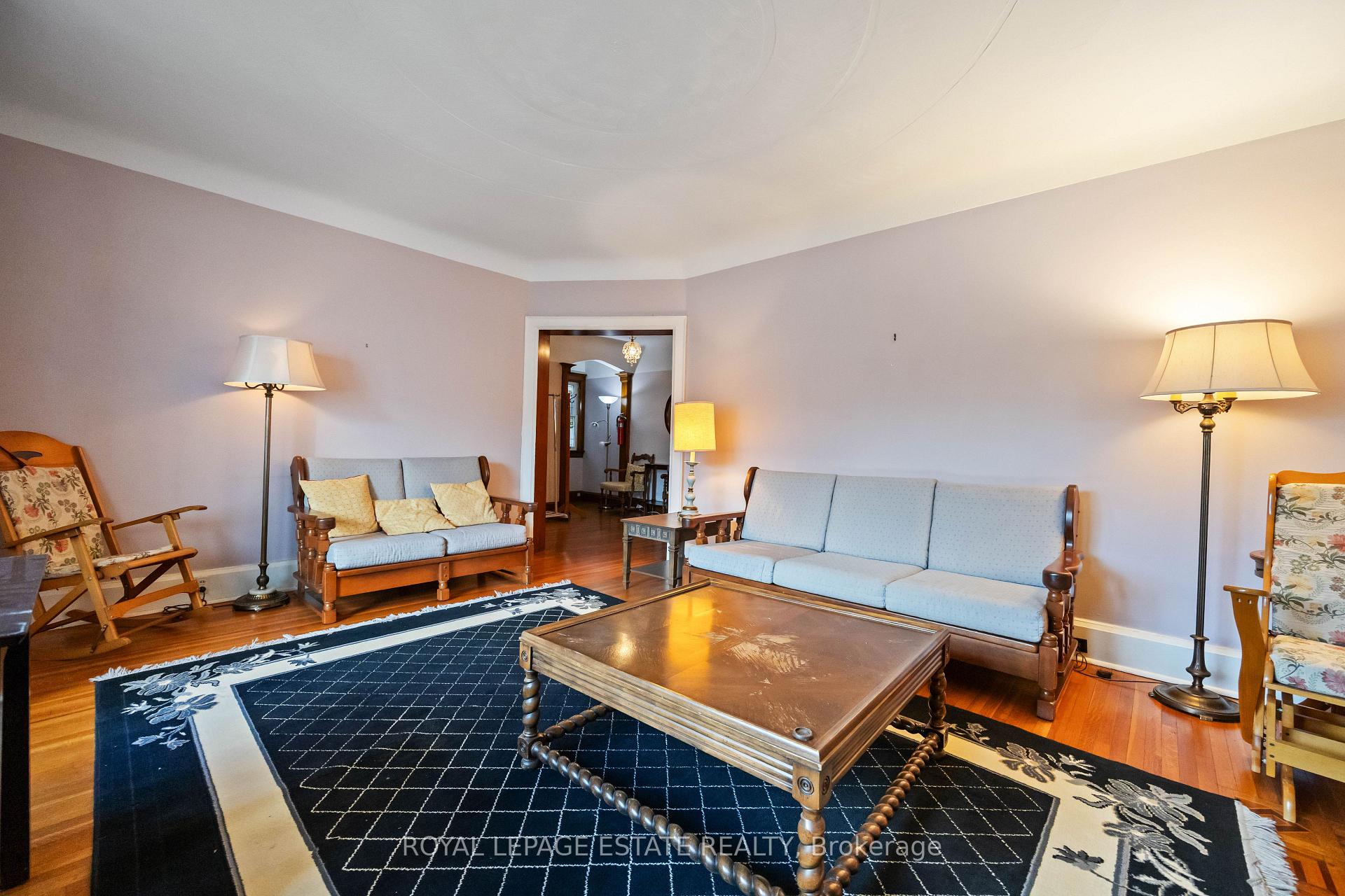 Photo 5 of 877 Broadview Avenue, Toronto, Playter Estates-Danforth — HOMEH