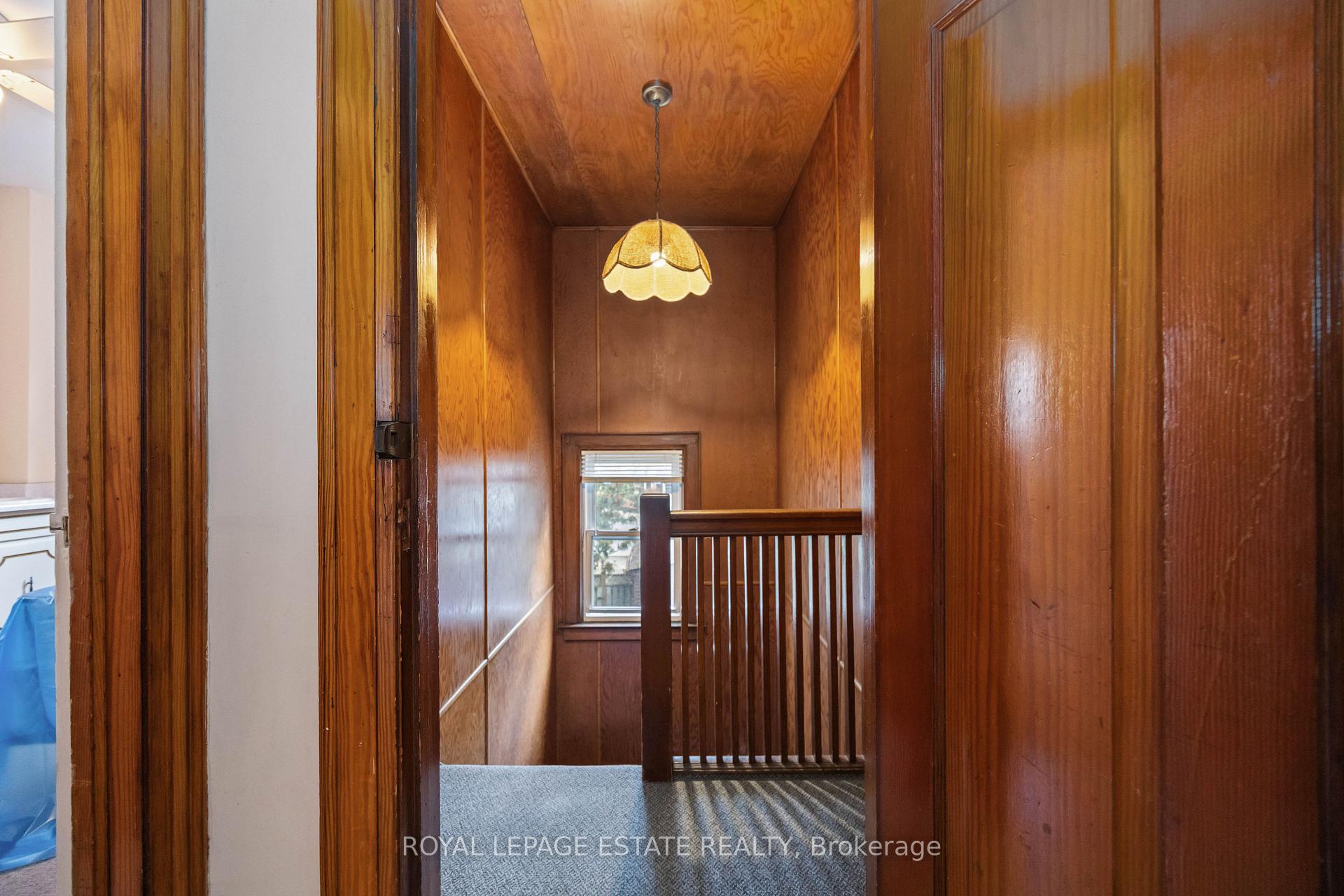 Photo 14 of 877 Broadview Avenue, Toronto, Playter Estates-Danforth — HOMEH