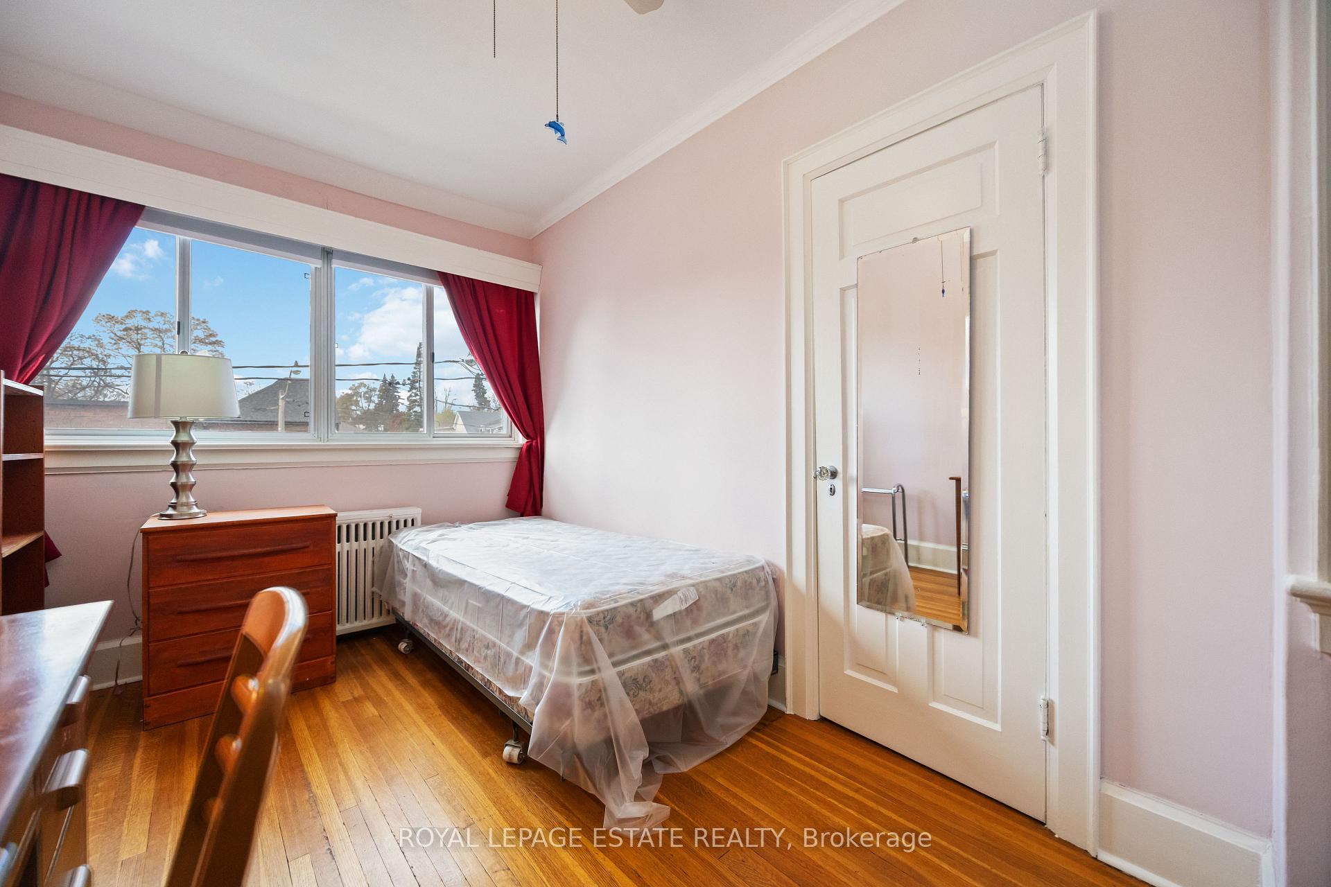 Photo 20 of 877 Broadview Avenue, Toronto, Playter Estates-Danforth — HOMEH
