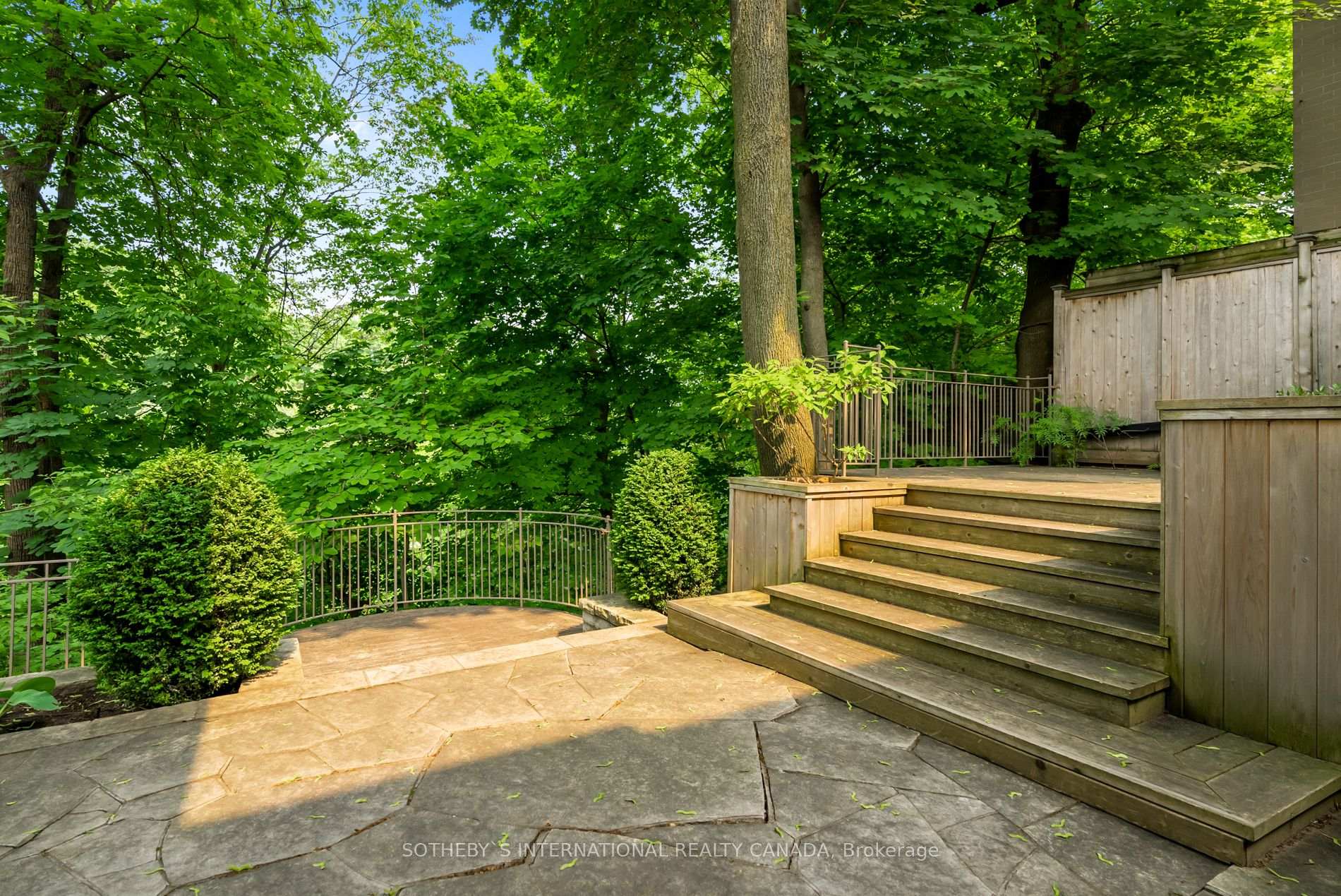 Photo 16 of 189 Hudson Drive, Toronto, Rosedale-Moore Park — HOMEH