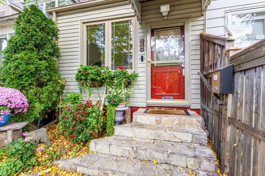 Photo 1 of 717 Rhodes Avenue, Toronto, Greenwood-Coxwell — HOMEH