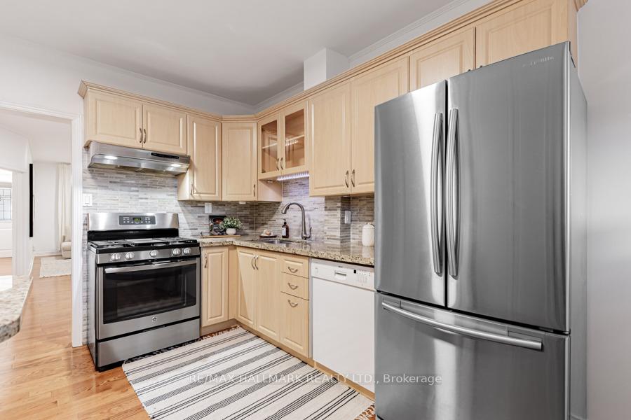 Photo 18 of 717 Rhodes Avenue, Toronto, Greenwood-Coxwell — HOMEH