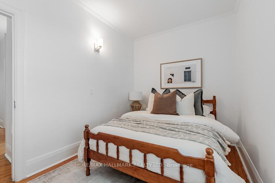 Photo 33 of 717 Rhodes Avenue, Toronto, Greenwood-Coxwell — HOMEH