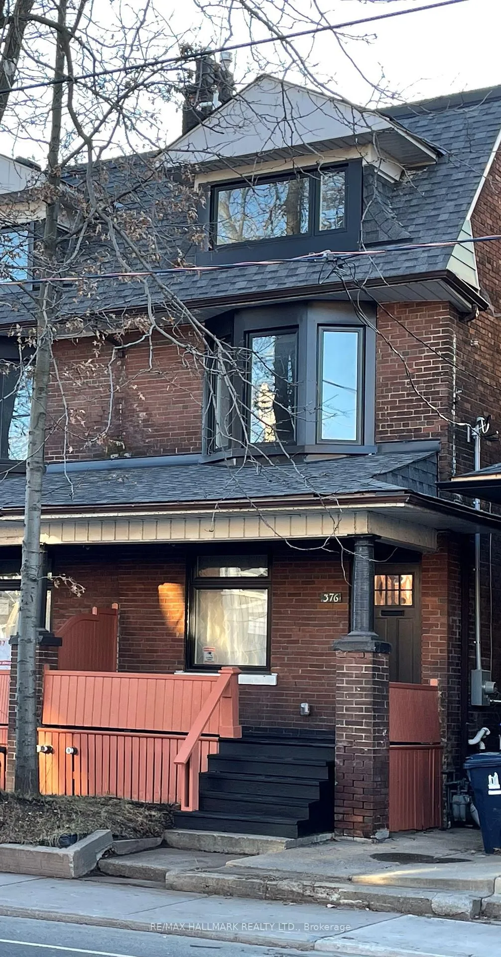Front of Unit 3, 376 Woodbine Avenue