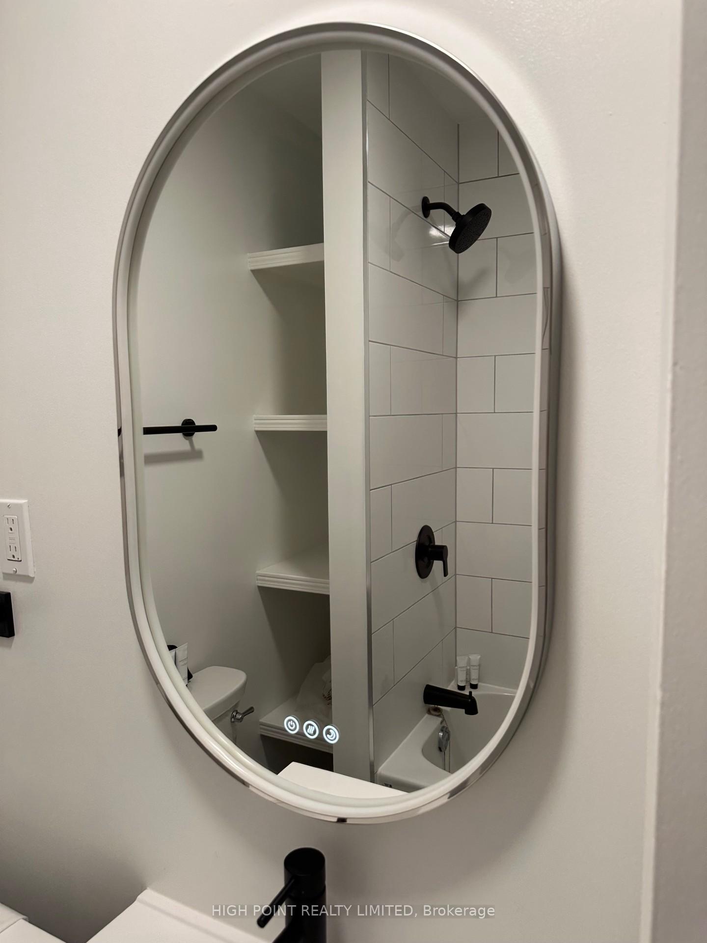 Photo 10 of Unit 1, 1641 Bayview Avenue, Toronto, Leaside — HOMEH