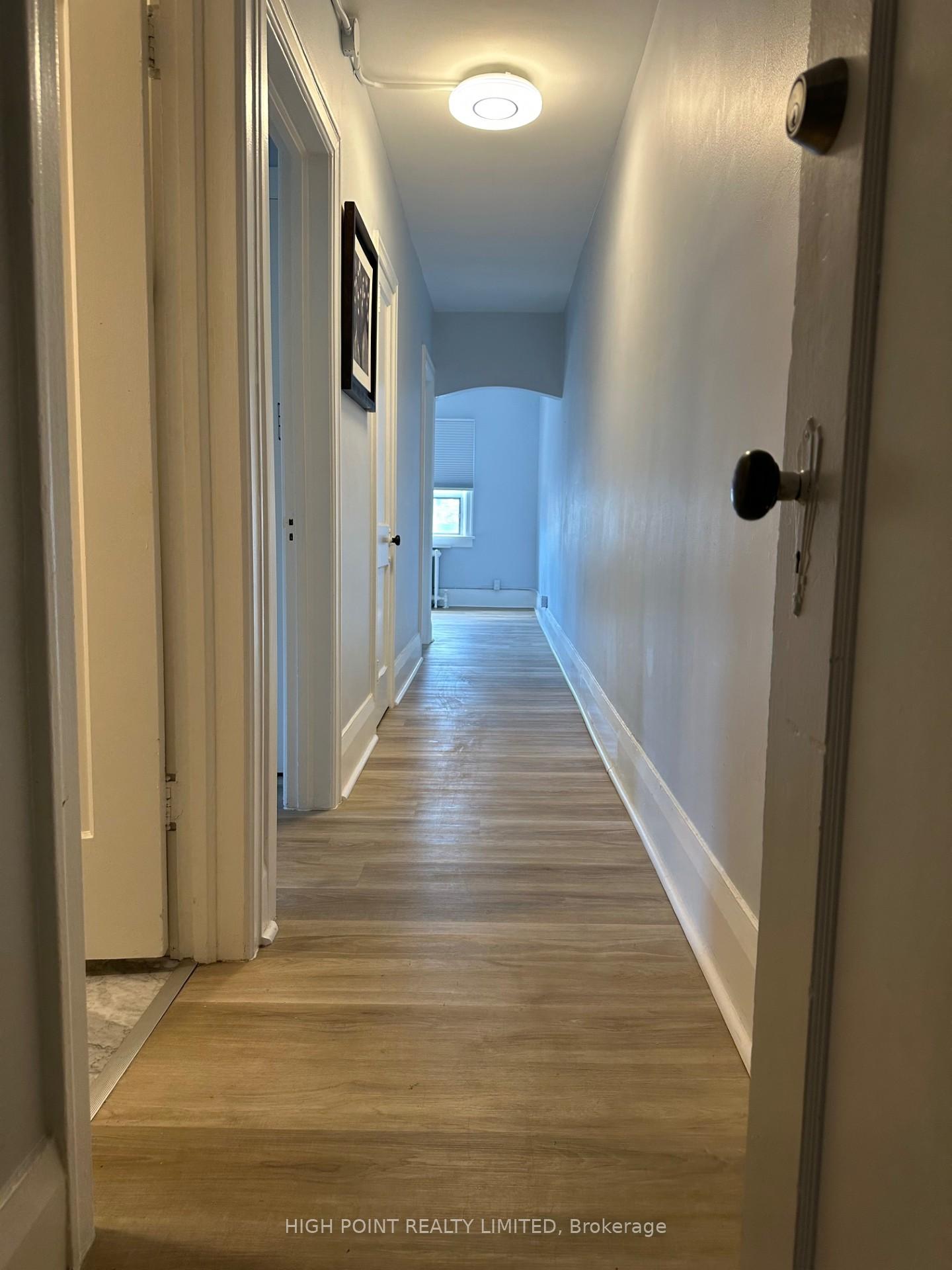 Photo 11 of Unit 1, 1641 Bayview Avenue, Toronto, Leaside — HOMEH