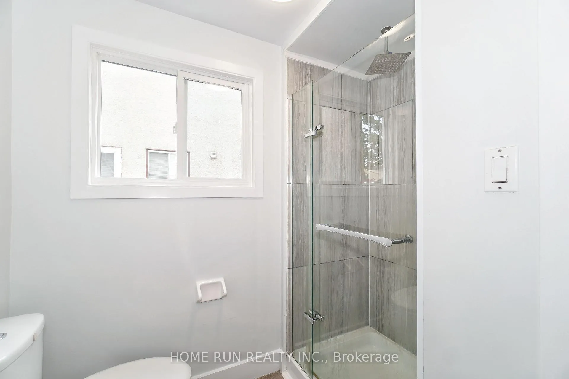 Photo 10 of 1292 Meadowlands Drive E, Ottawa, Borden Farm/Stewart Farm/Carleton Heights/Parkwood Hills — HOMEH
