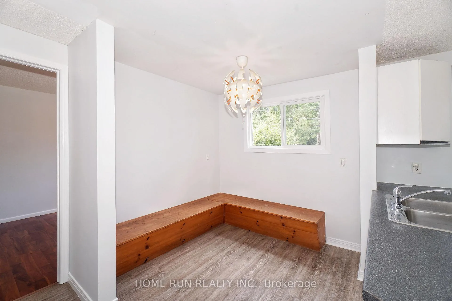 Photo 19 of 1292 Meadowlands Drive E, Ottawa, Borden Farm/Stewart Farm/Carleton Heights/Parkwood Hills — HOMEH