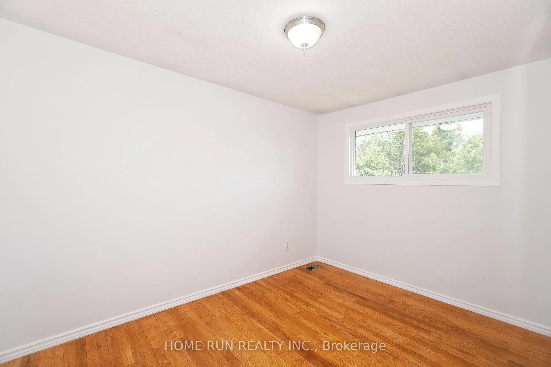 Photo 25 of 1292 Meadowlands Drive E, Ottawa, Borden Farm/Stewart Farm/Carleton Heights/Parkwood Hills — HOMEH