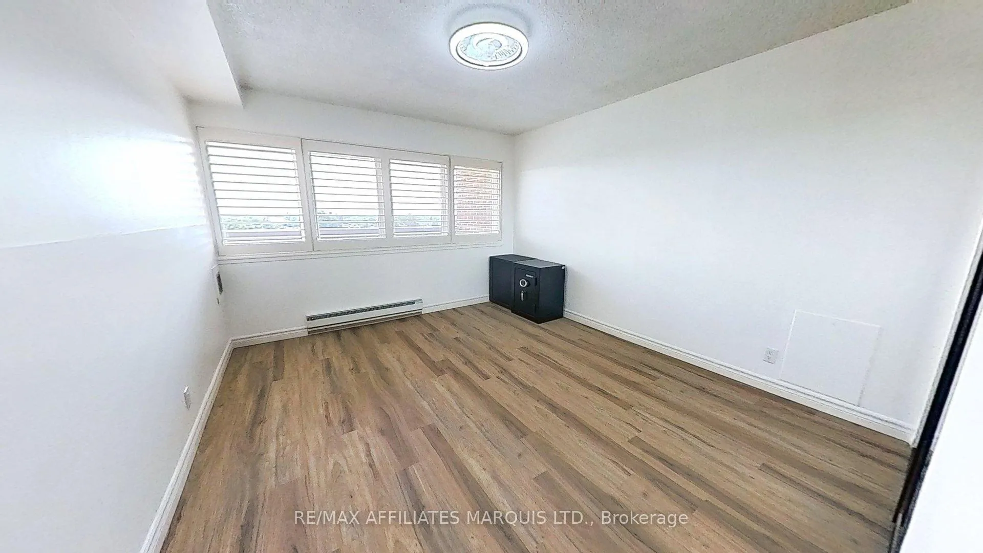 Photo 8 of Unit 1106, 308 Second Street E, Cornwall — HOMEH