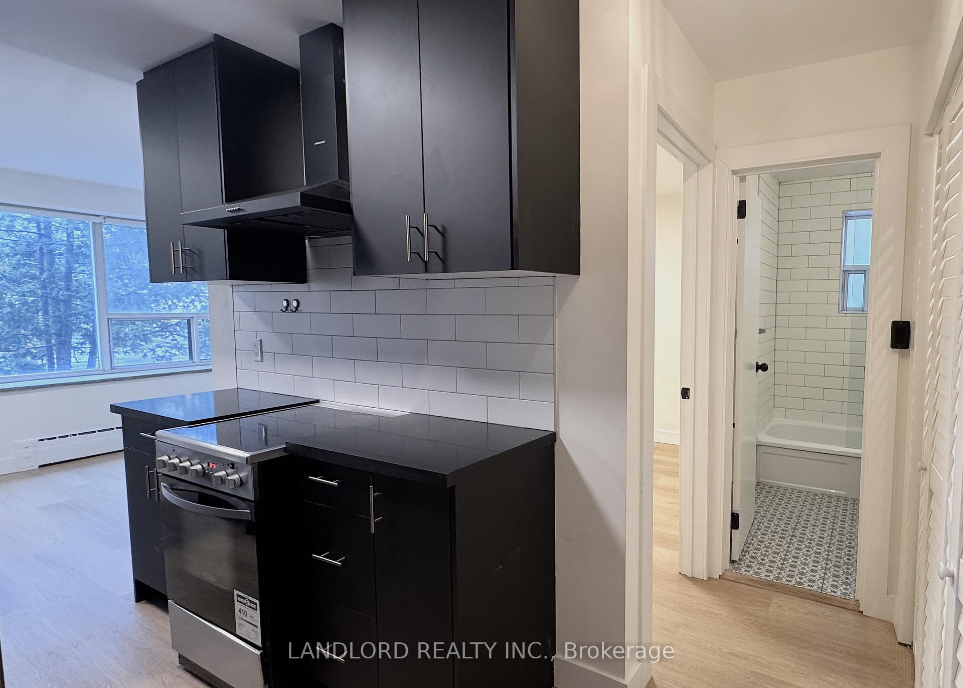 Photo 2 of Unit 201, 420 Eglinton Avenue E, Toronto, Mount Pleasant East — HOMEH
