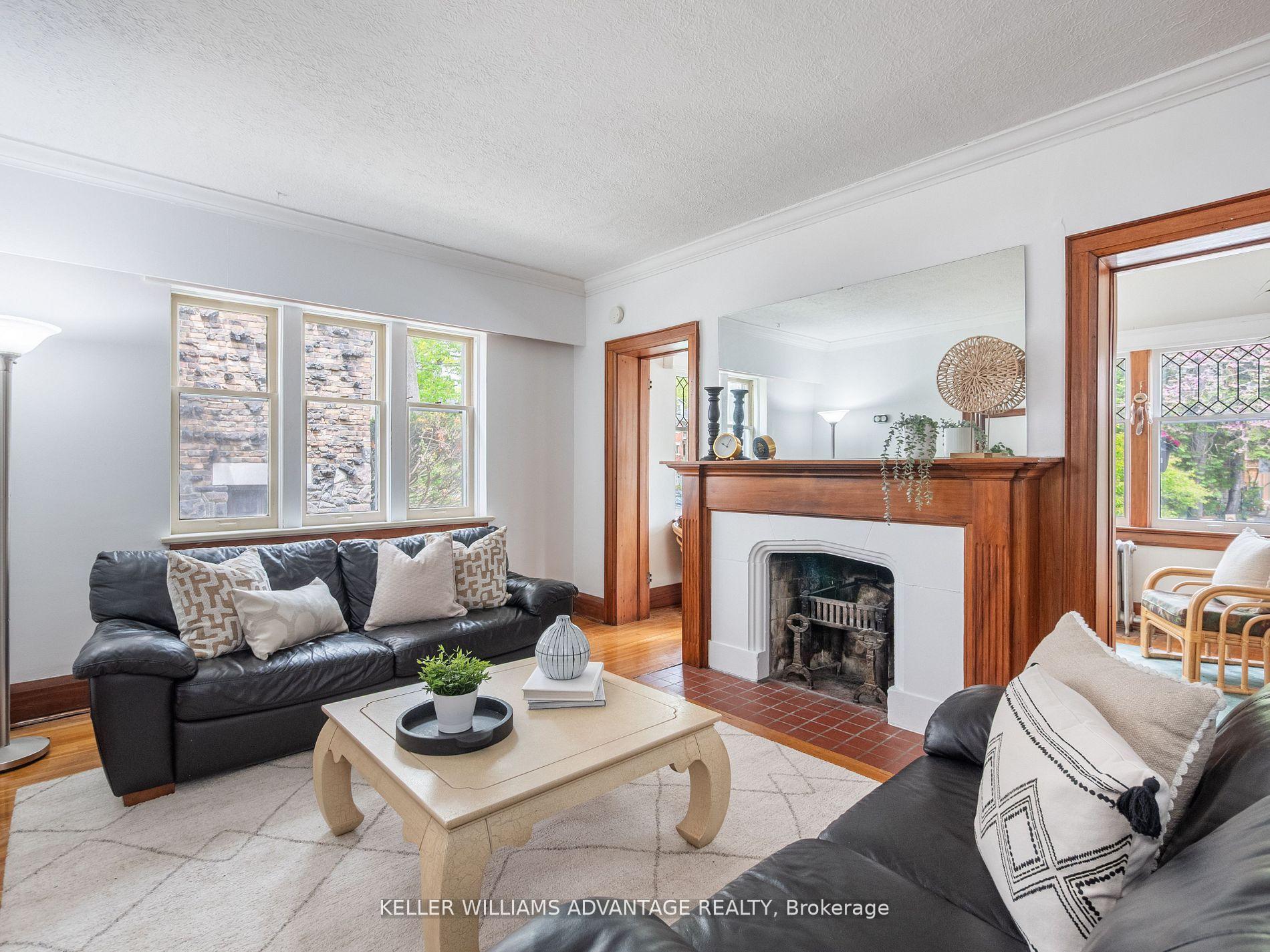 Photo 3 of 58 Silver Birch Avenue, Toronto, The Beaches — HOMEH