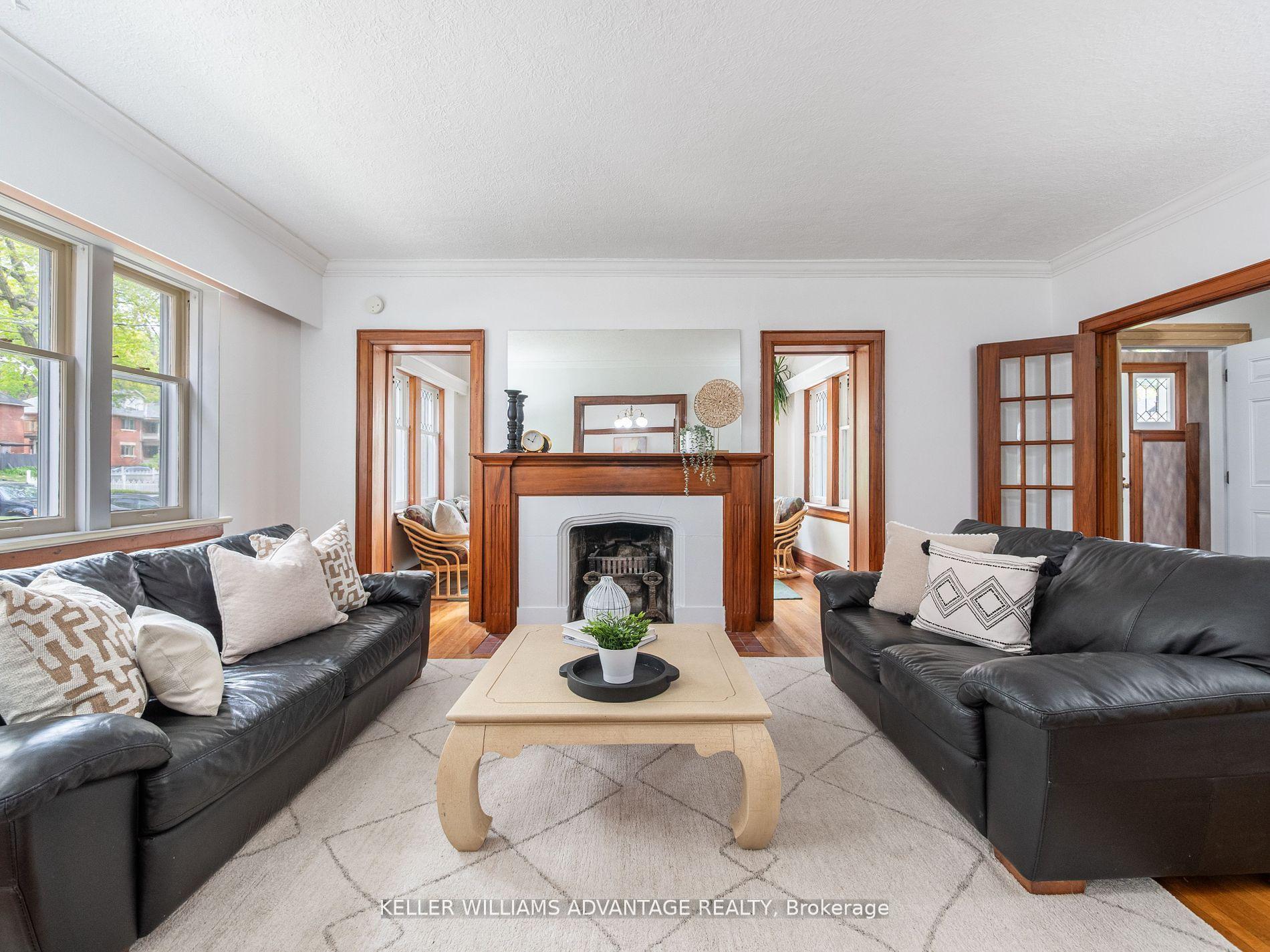 Photo 4 of 58 Silver Birch Avenue, Toronto, The Beaches — HOMEH