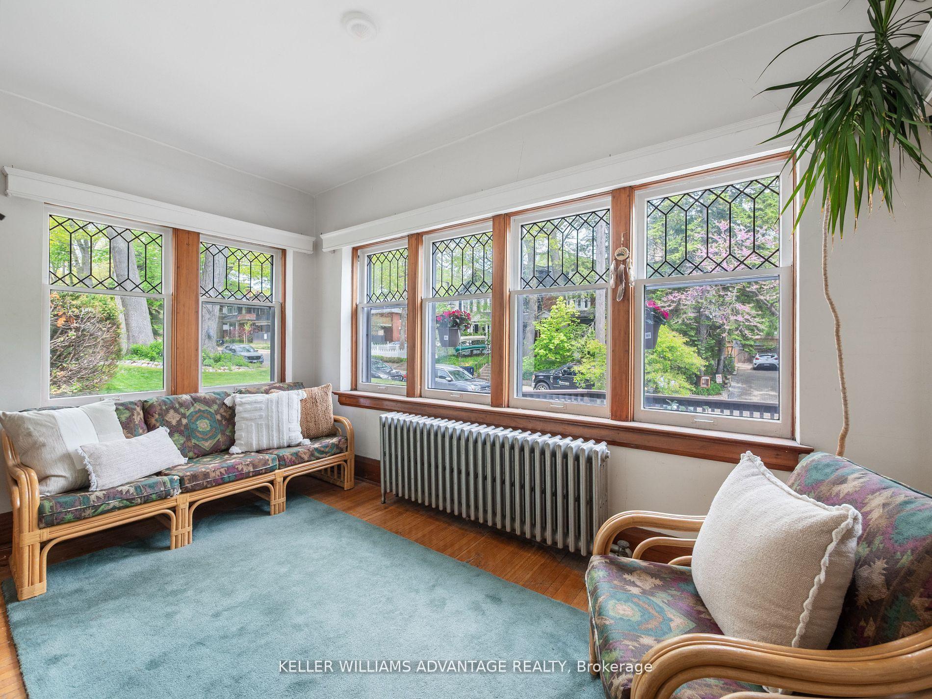 Photo 9 of 58 Silver Birch Avenue, Toronto, The Beaches — HOMEH