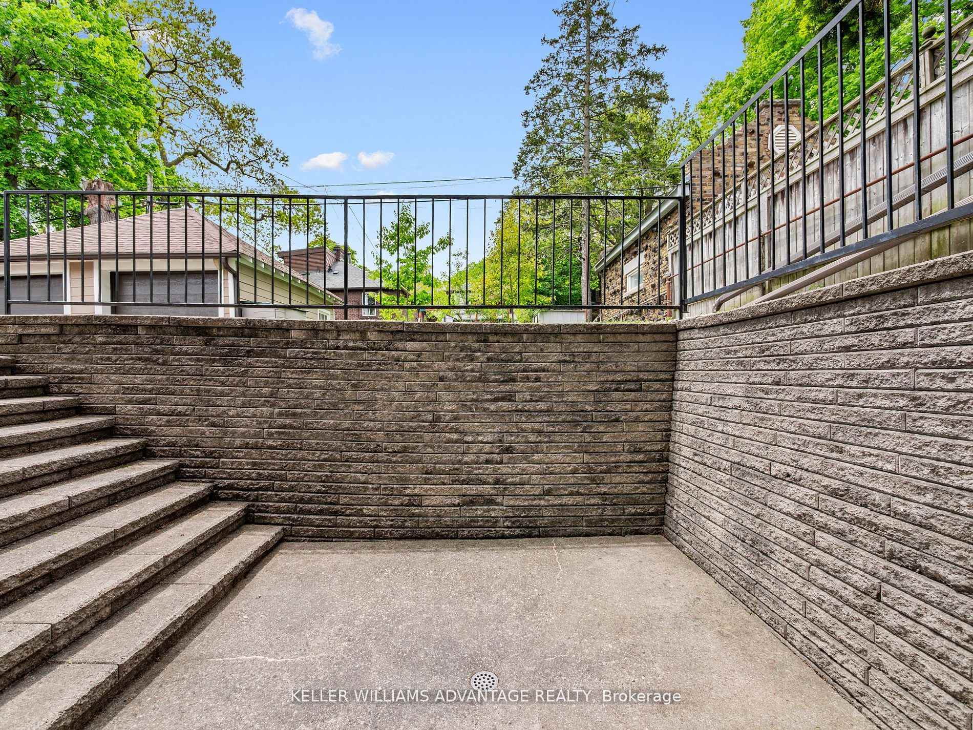 Photo 34 of 58 Silver Birch Avenue, Toronto, The Beaches — HOMEH