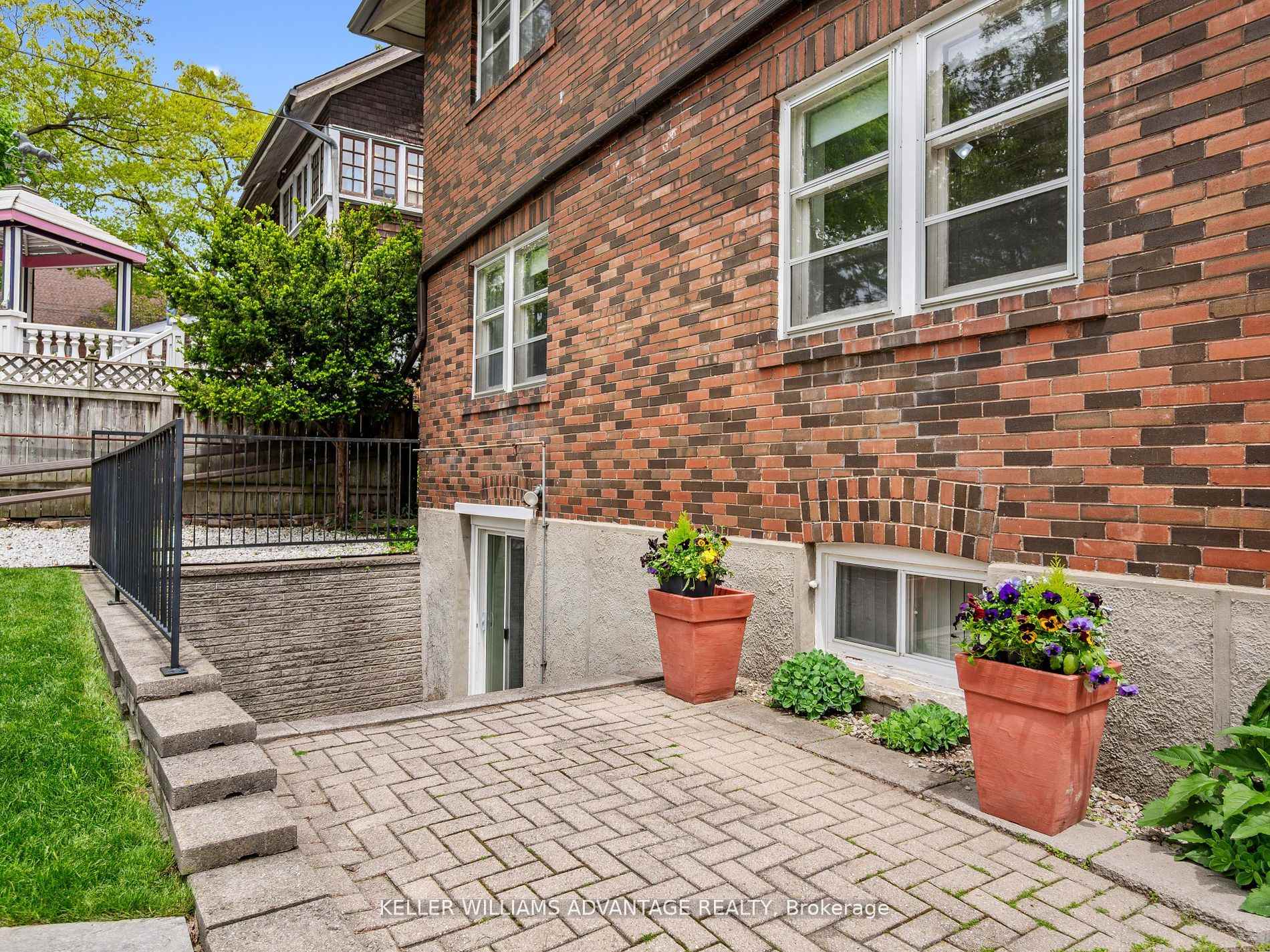 Photo 37 of 58 Silver Birch Avenue, Toronto, The Beaches — HOMEH