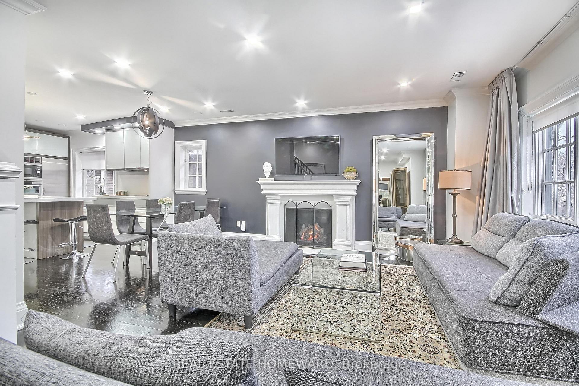 Photo 5 of 40 Whitehall Road, Toronto, Rosedale-Moore Park — HOMEH
