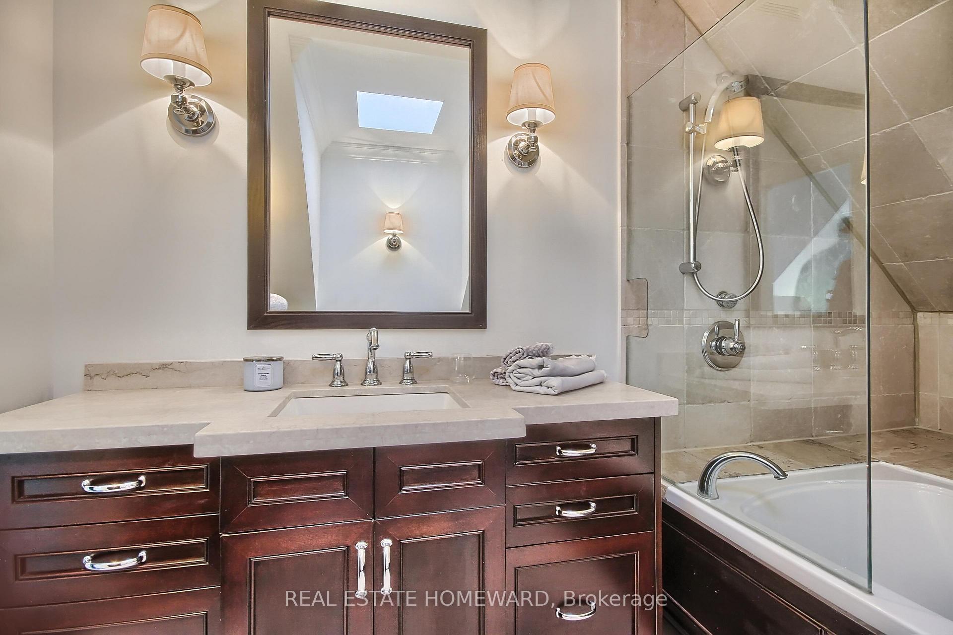 Photo 7 of 40 Whitehall Road, Toronto, Rosedale-Moore Park — HOMEH