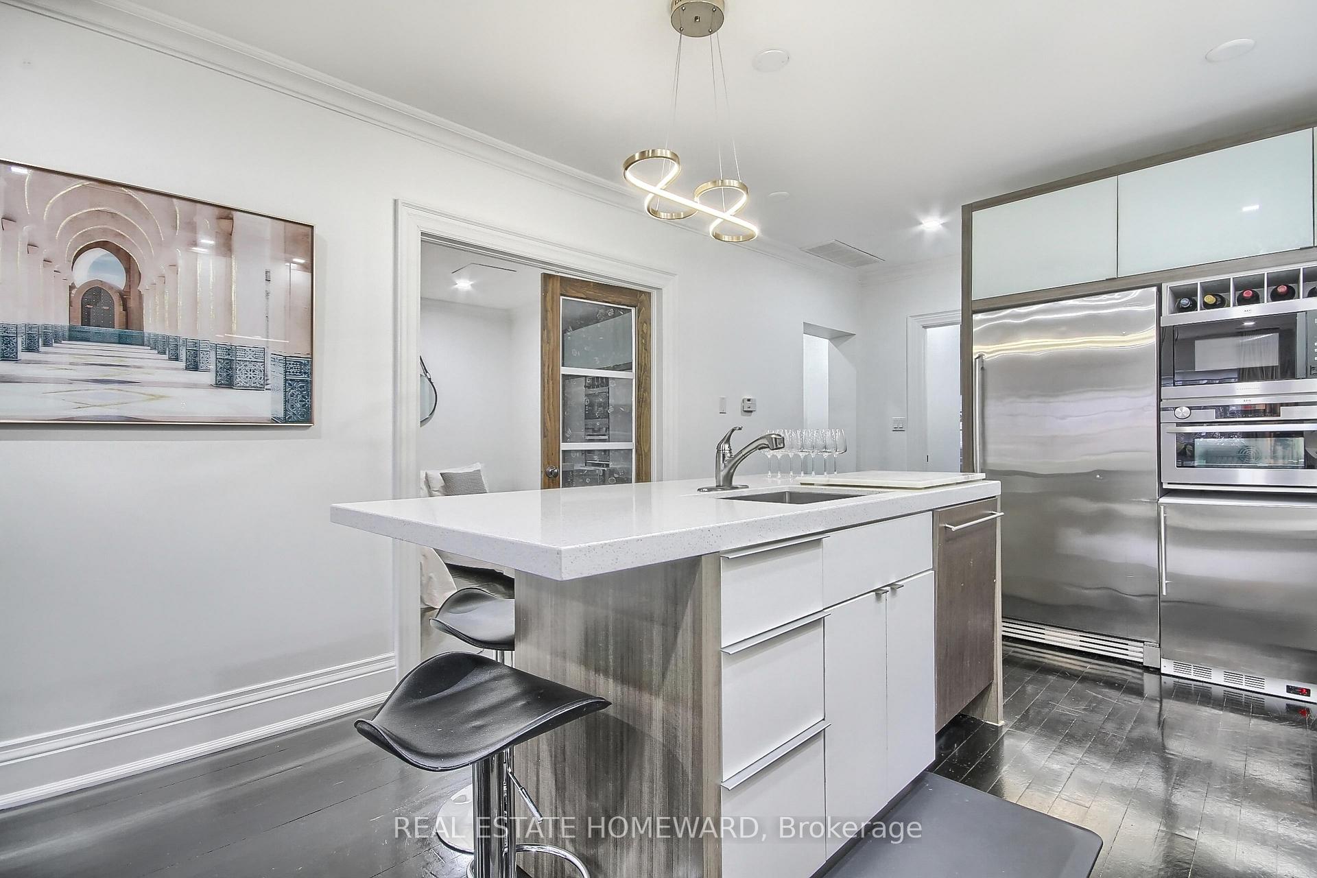 Photo 23 of 40 Whitehall Road, Toronto, Rosedale-Moore Park — HOMEH