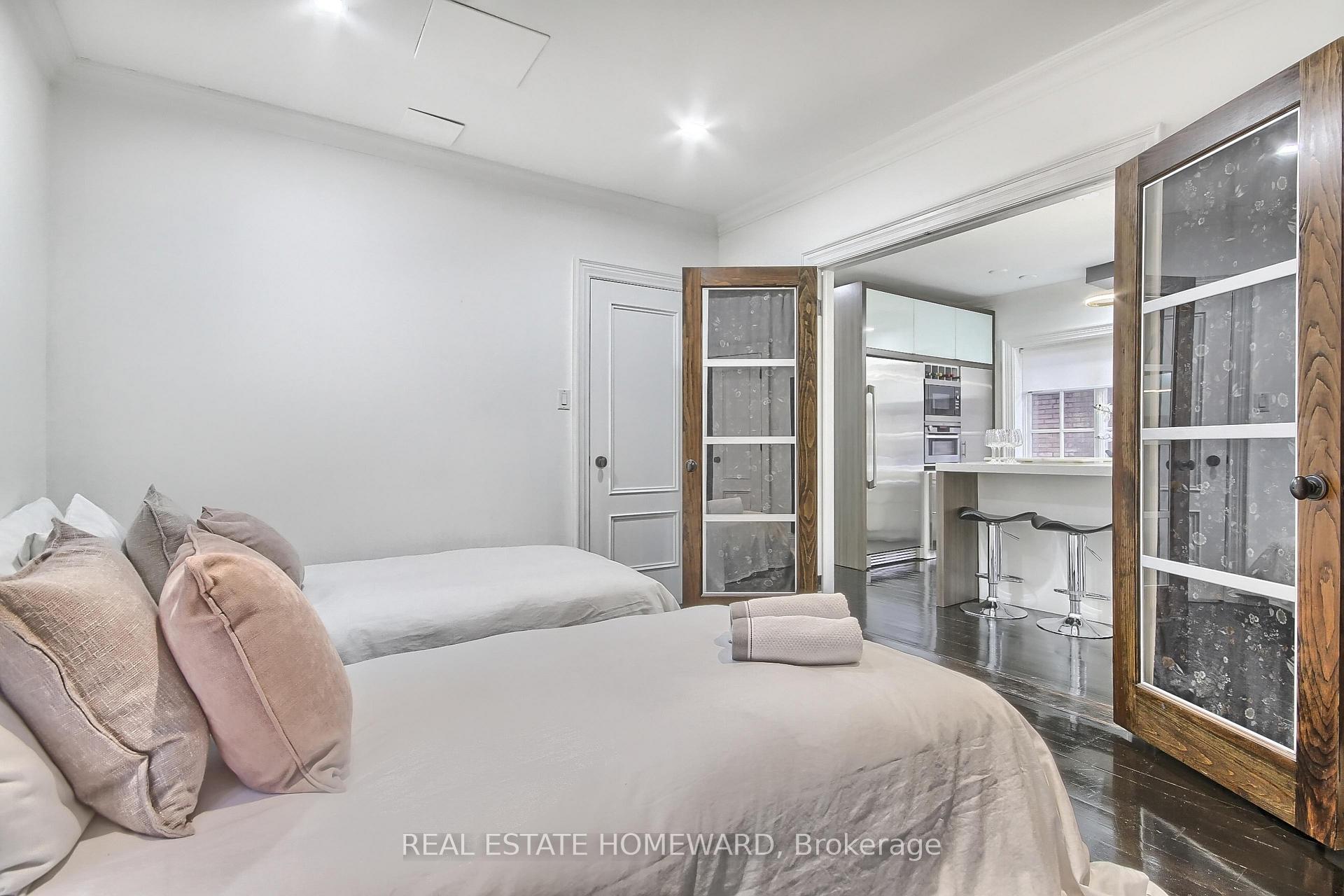 Photo 27 of 40 Whitehall Road, Toronto, Rosedale-Moore Park — HOMEH