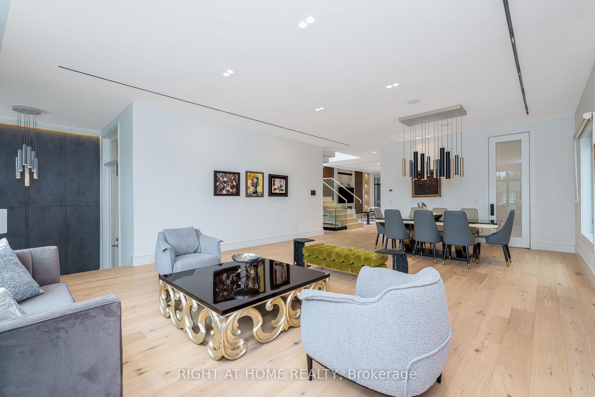 Photo 8 of 18 Divadale Drive, Toronto, Leaside — HOMEH
