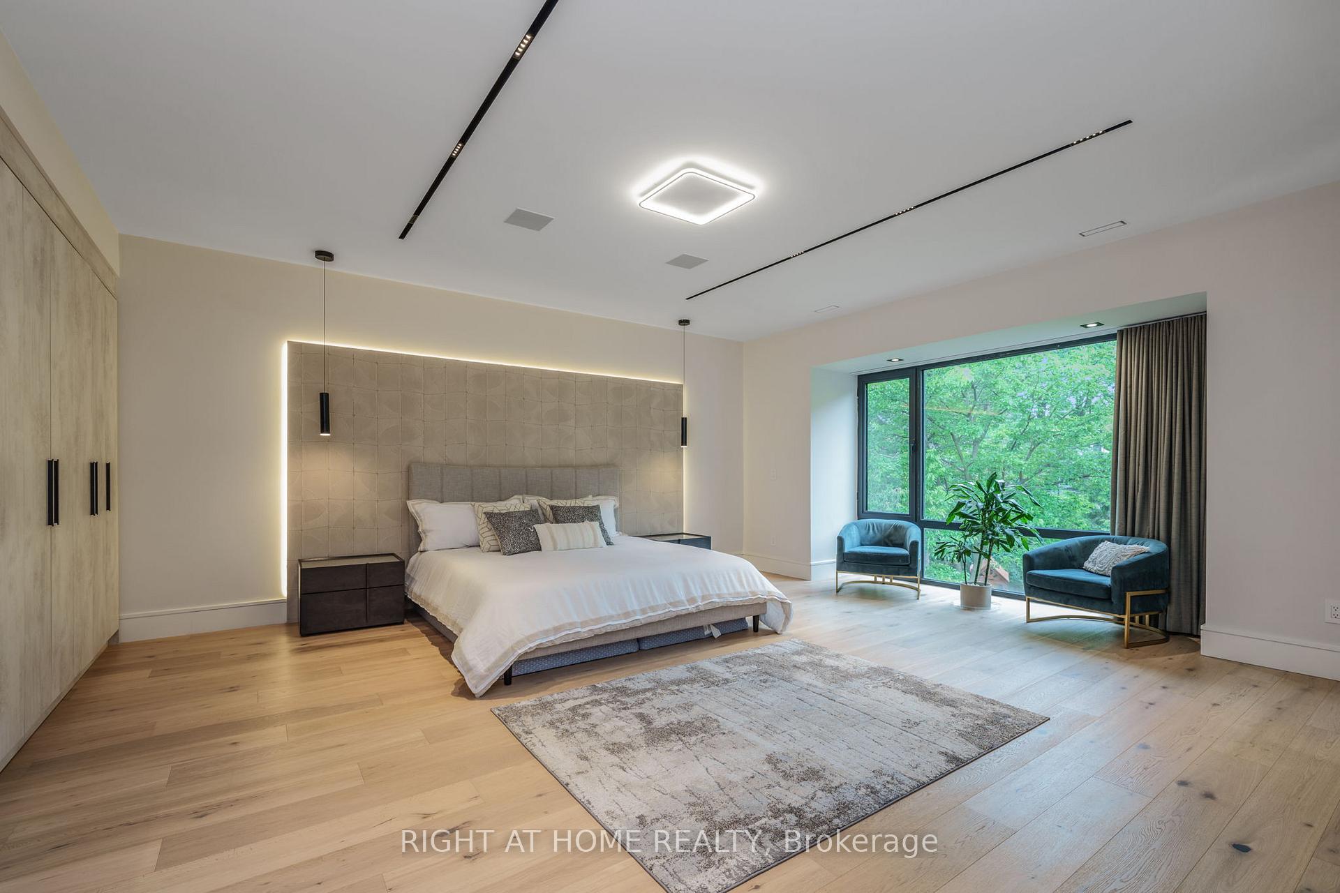 Photo 30 of 18 Divadale Drive, Toronto, Leaside — HOMEH