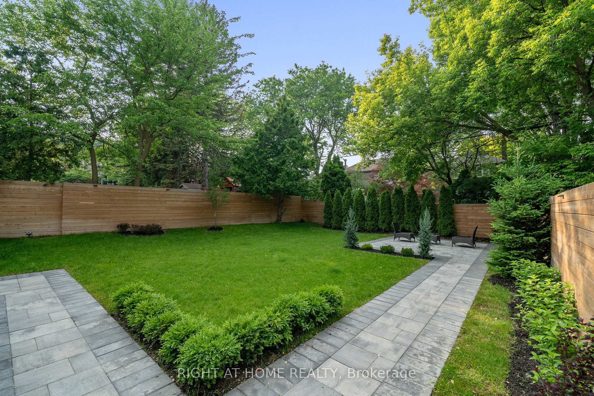 Photo 48 of 18 Divadale Drive, Toronto, Leaside — HOMEH