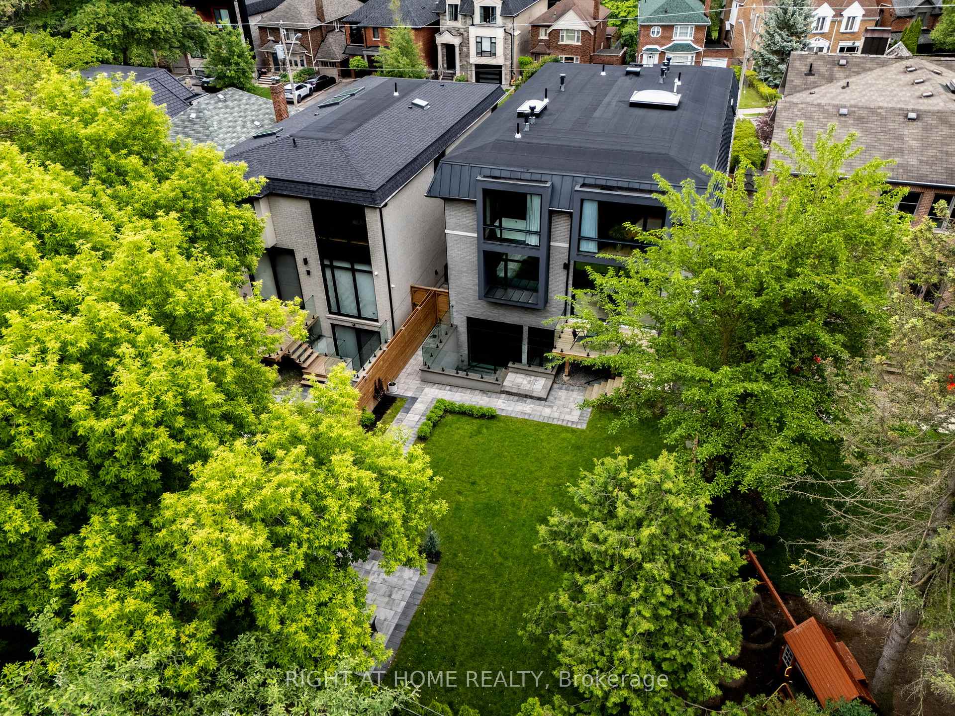 Photo 49 of 18 Divadale Drive, Toronto, Leaside — HOMEH