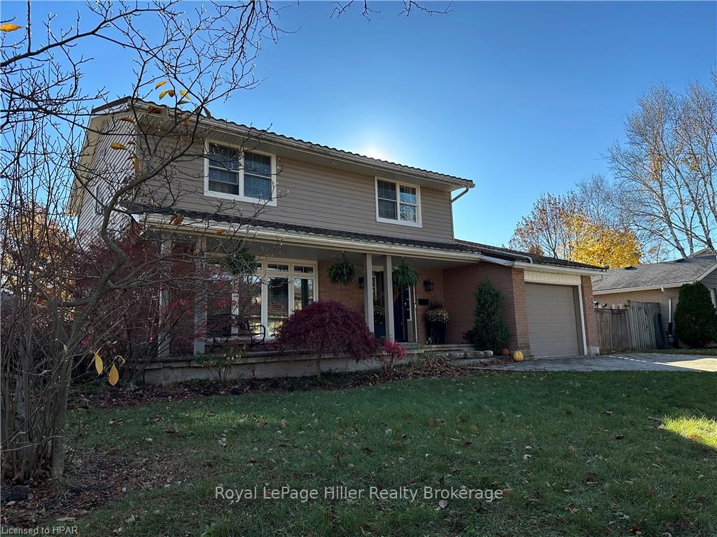 Front of 39 Park Lane Drive