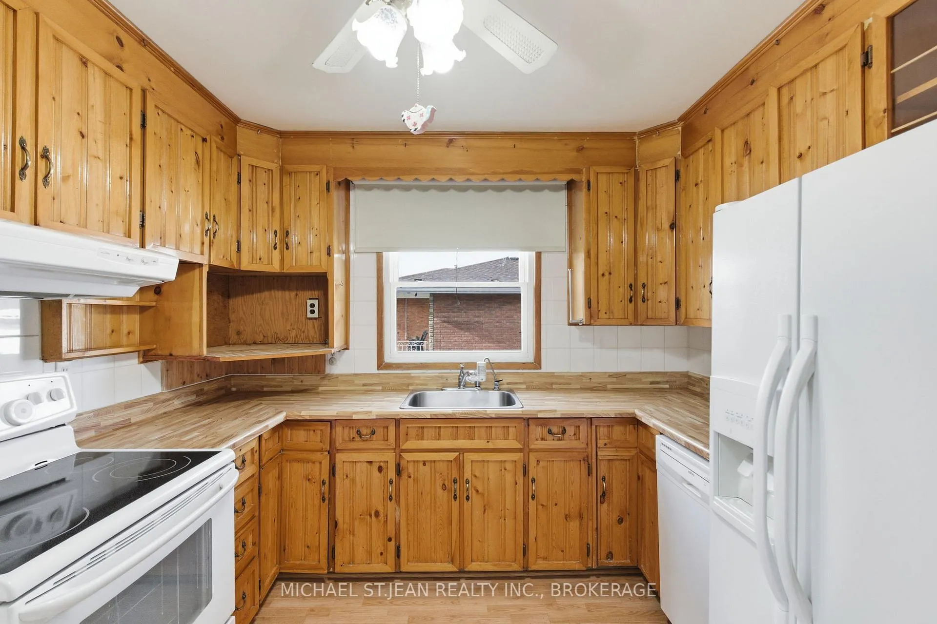 Photo 9 of 66 Rose Avenue, Thorold, Thorold Downtown — HOMEH